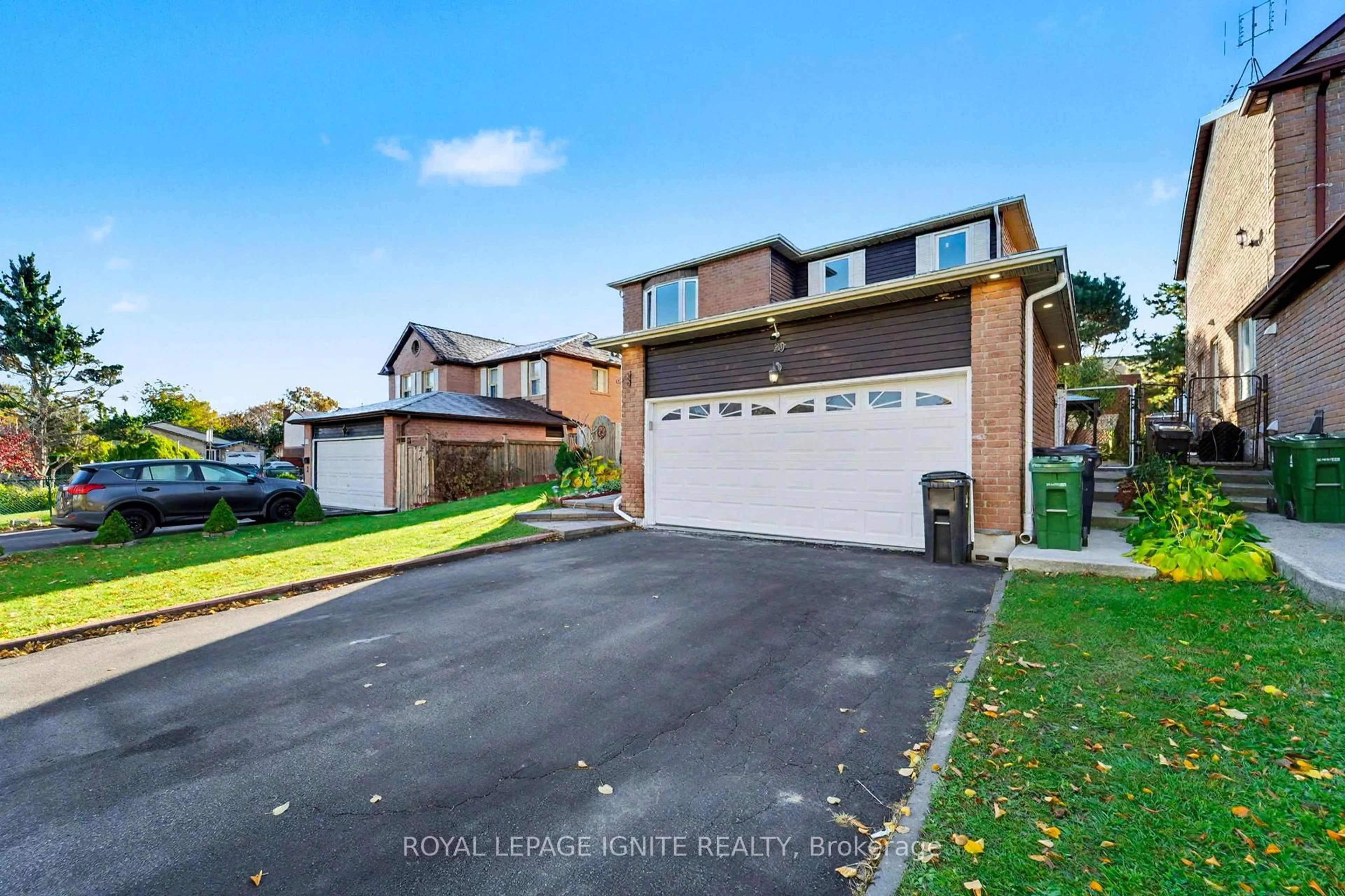 Home with vinyl exterior material, street for 20 John Stoner Dr, Toronto Ontario M1B 3A3