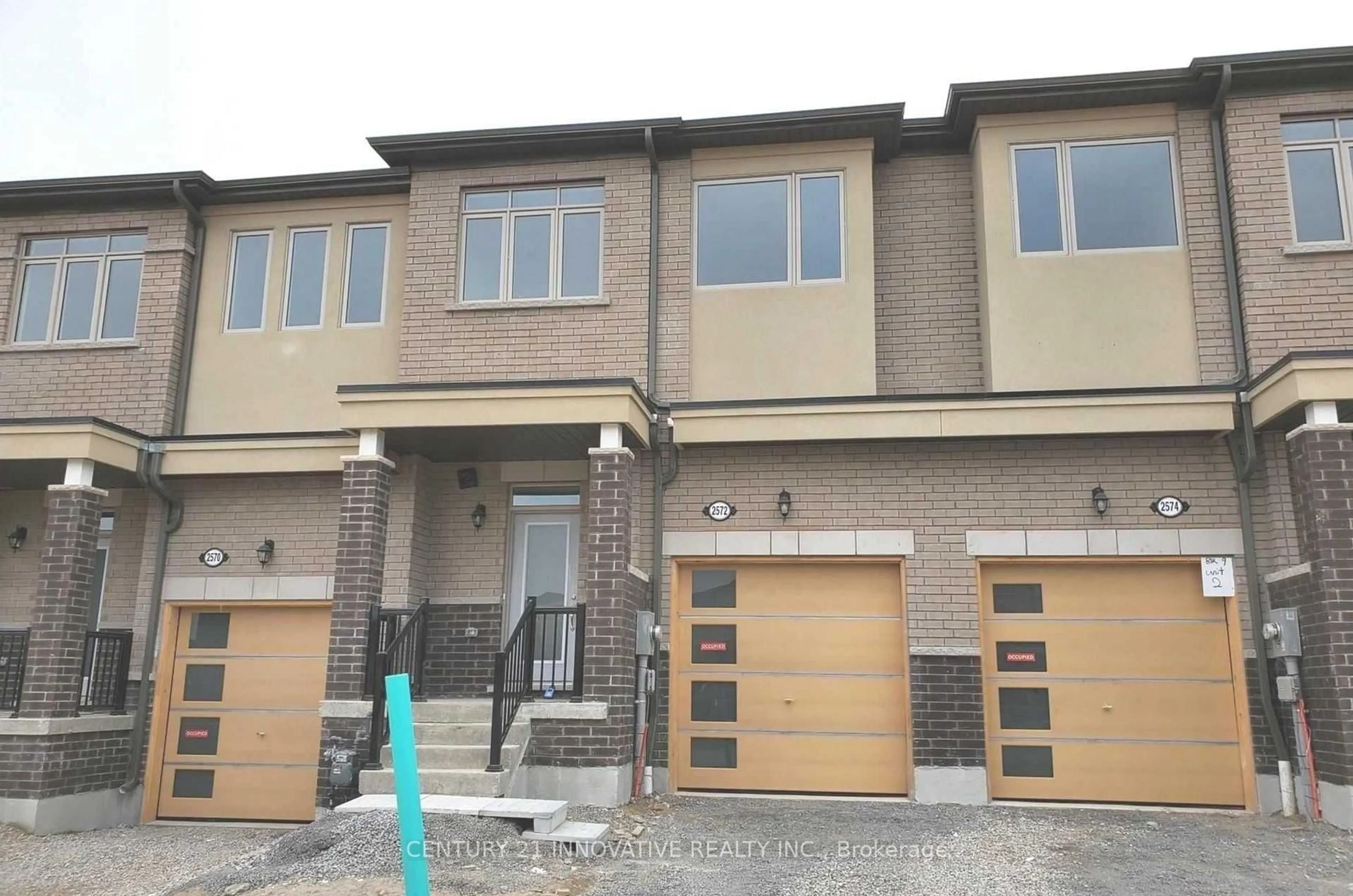 Home with brick exterior material, street for 2572 Winter Words Dr, Oshawa Ontario L1H 7K4