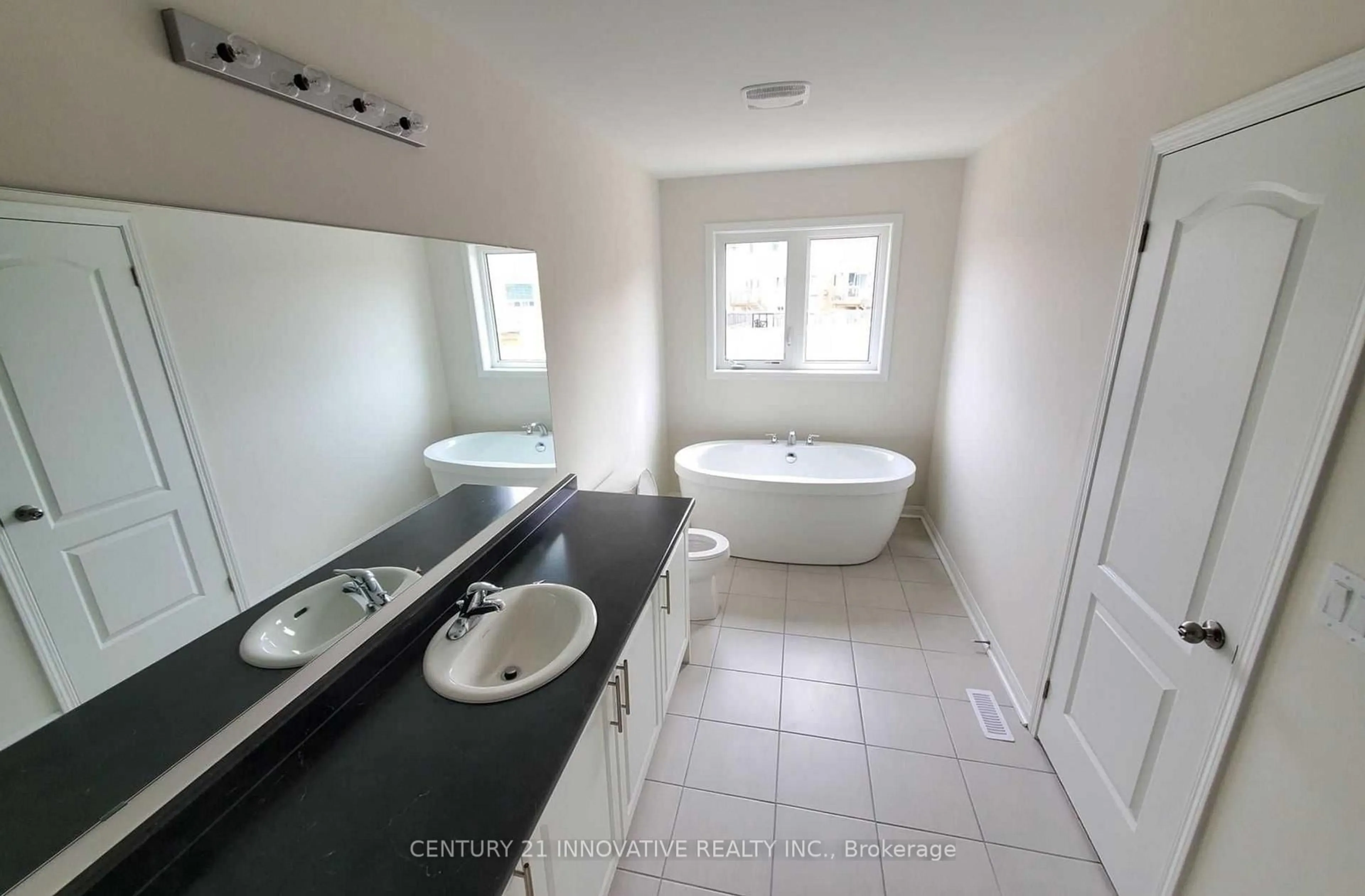 Standard bathroom, ceramic/tile floor for 2572 Winter Words Dr, Oshawa Ontario L1H 7K4