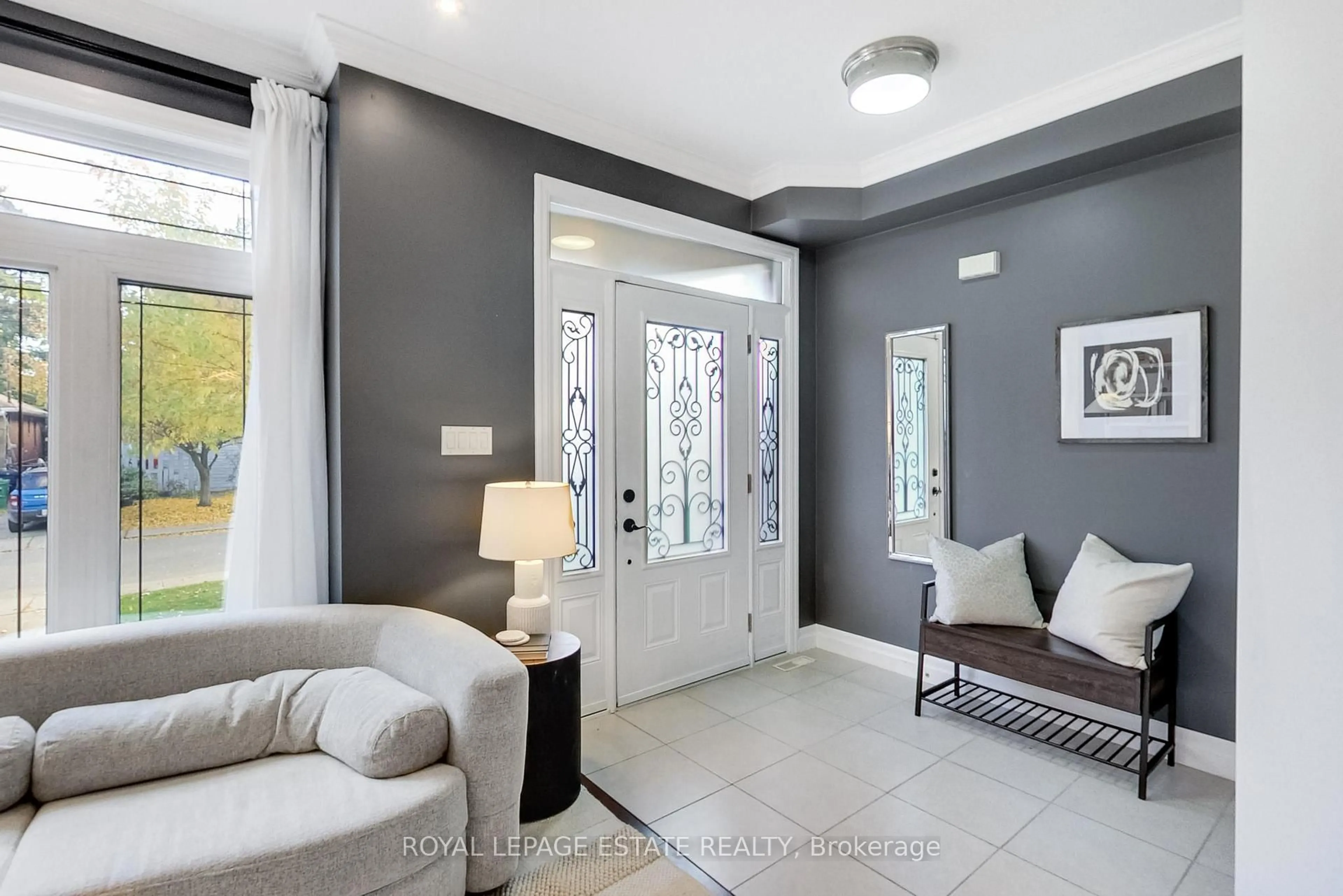 Indoor entryway for 20 Westbrook Ave, Toronto Ontario M4C 2G2