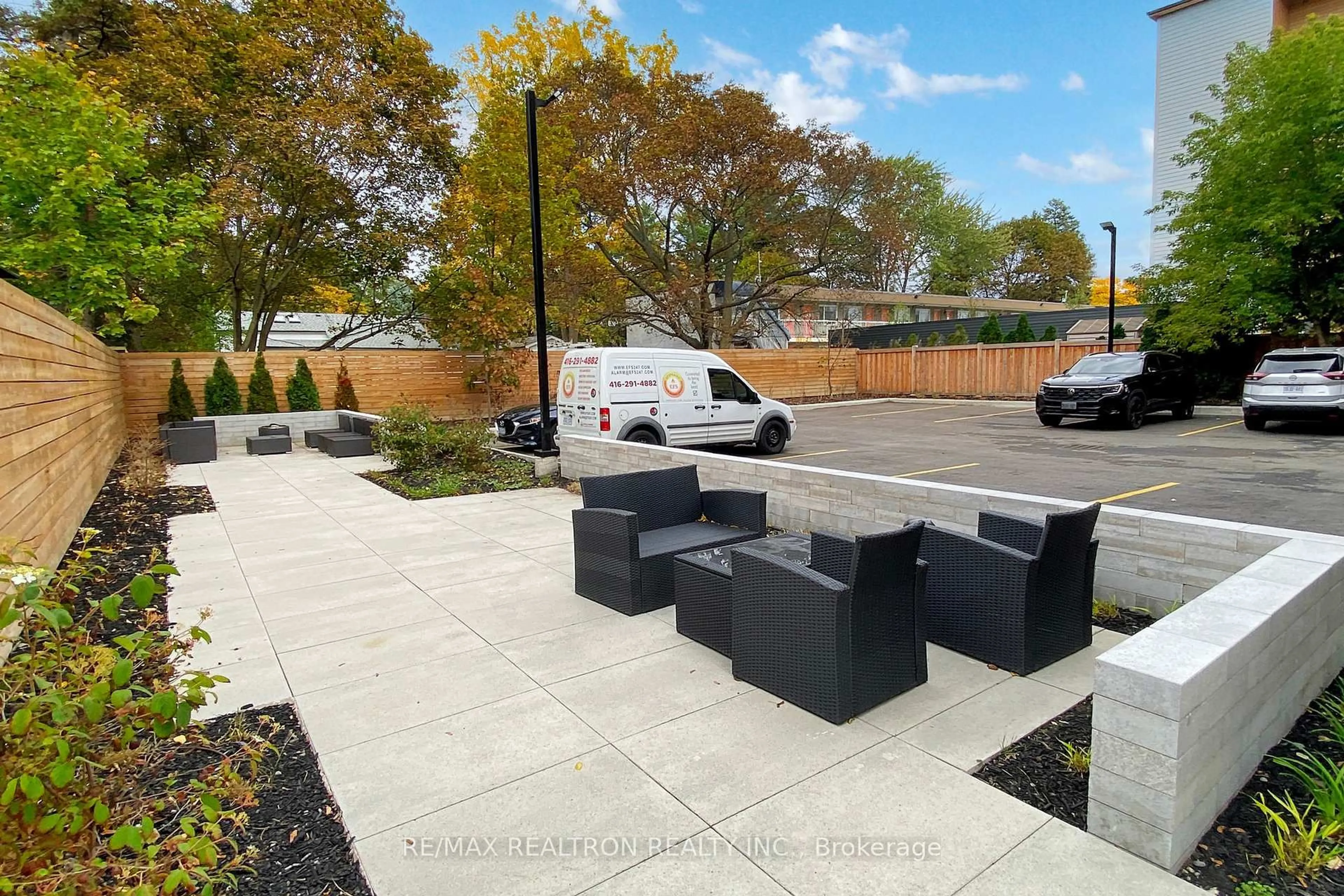 Patio, street for 61 Orchard Park Dr #204, Toronto Ontario M1E 0C8