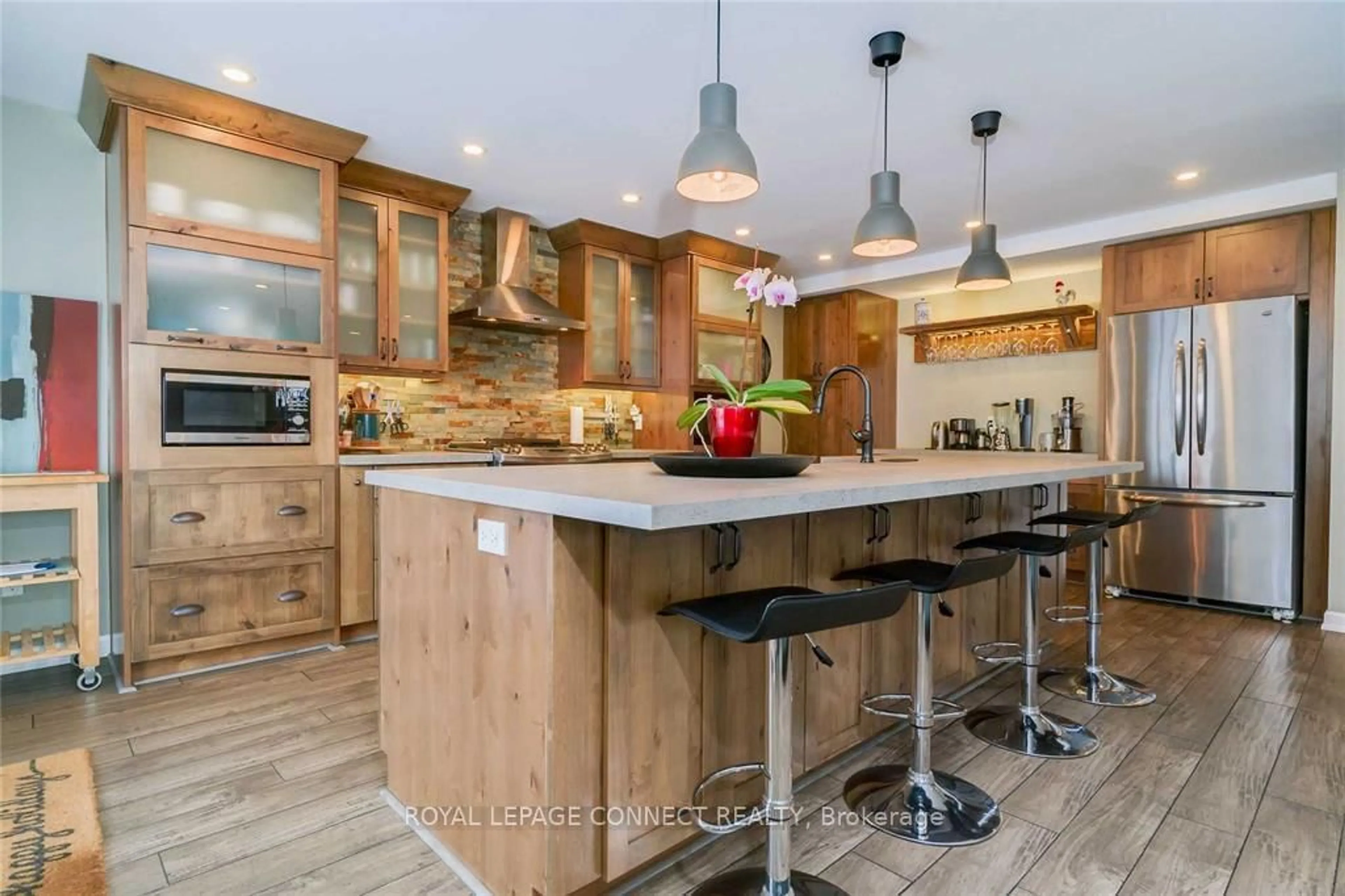 Unknown for 63 Warwick Ave, Ajax Ontario L1Z 1L6