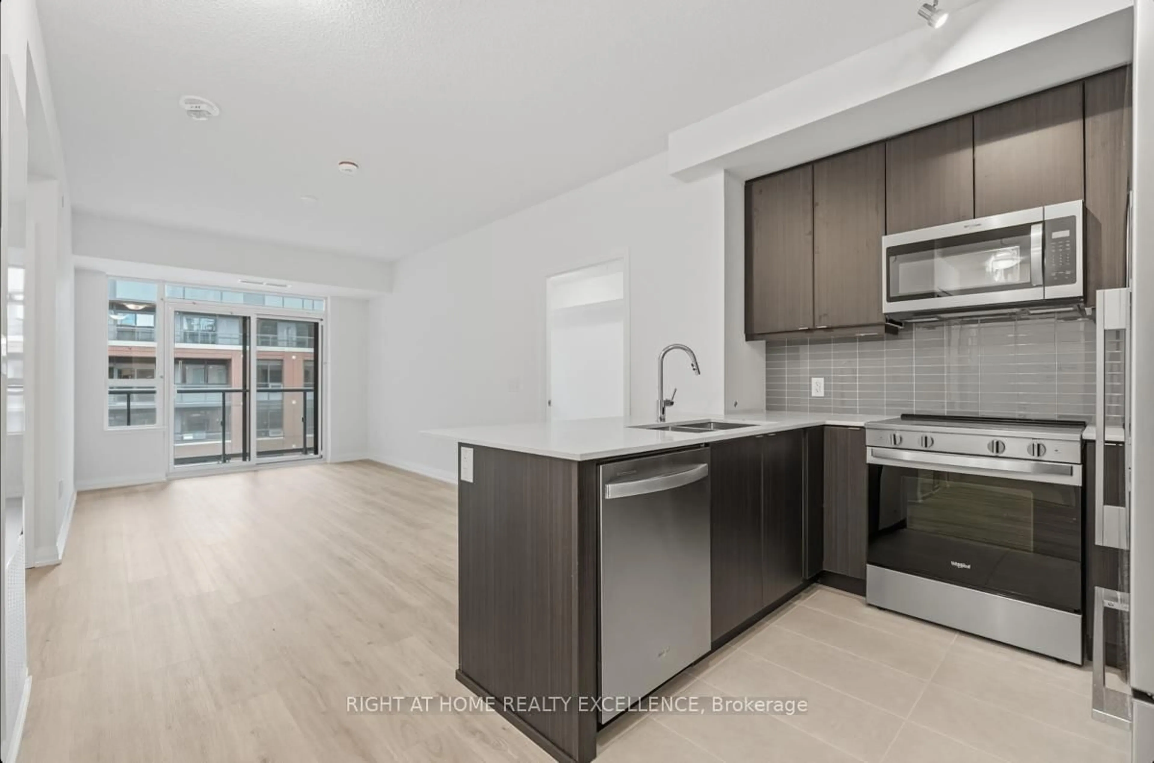 Standard kitchen, unknown for 3260 SHEPPARD Ave #804, Toronto Ontario M1T 3K3