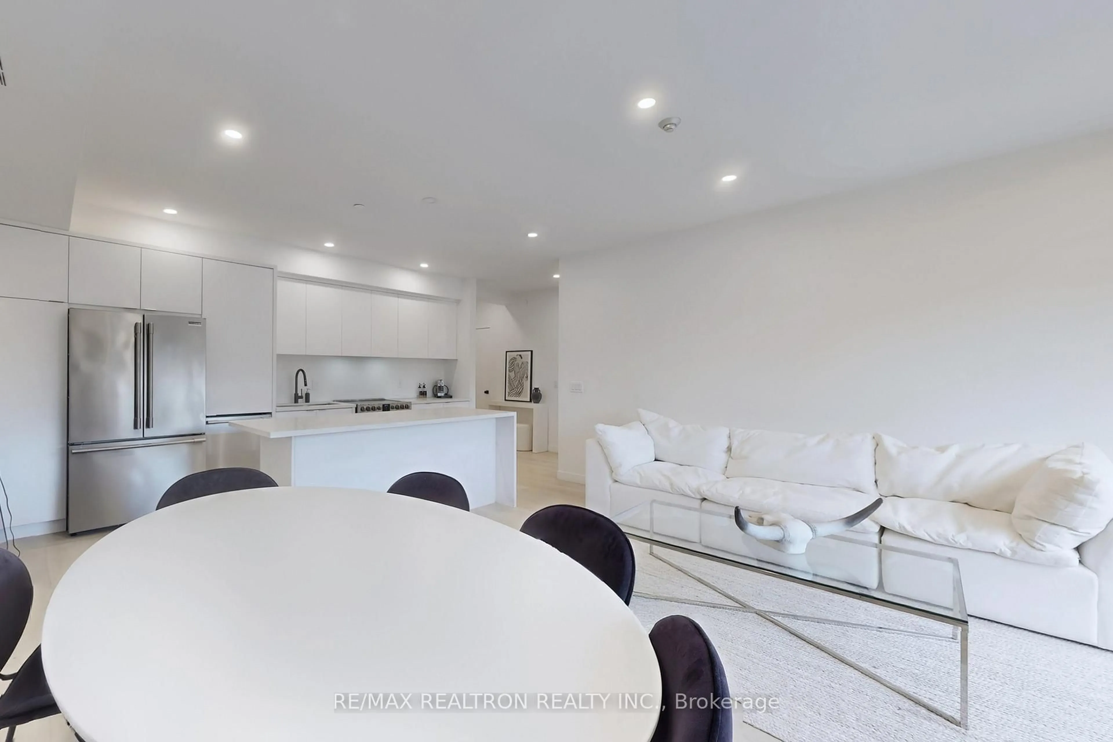 Unknown for 61 Orchard Park Dr #403, Toronto Ontario M1E 0C8