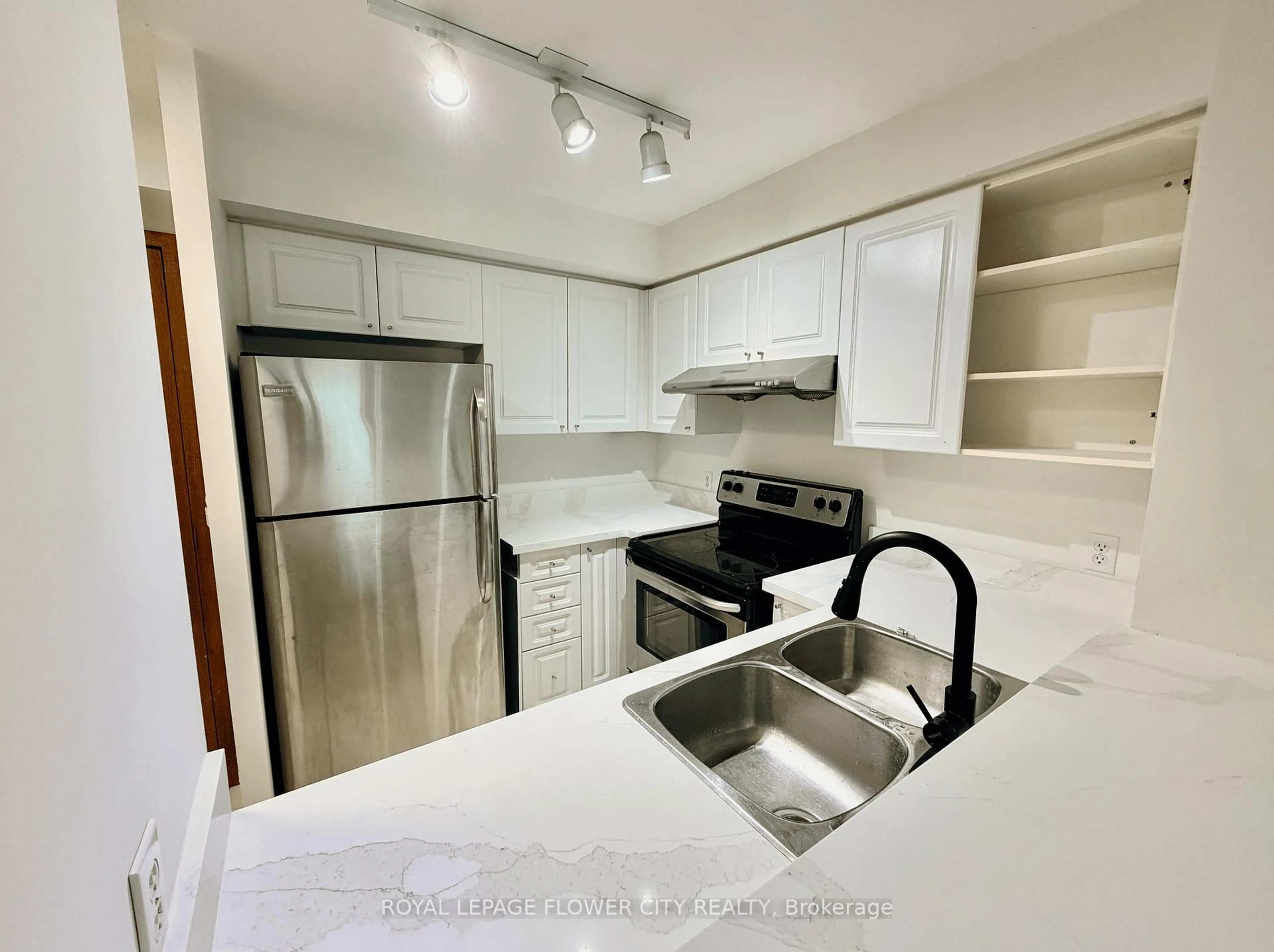 Standard kitchen, unknown for 11 Lee Centre Dr #2303, Toronto Ontario M1H 3J5