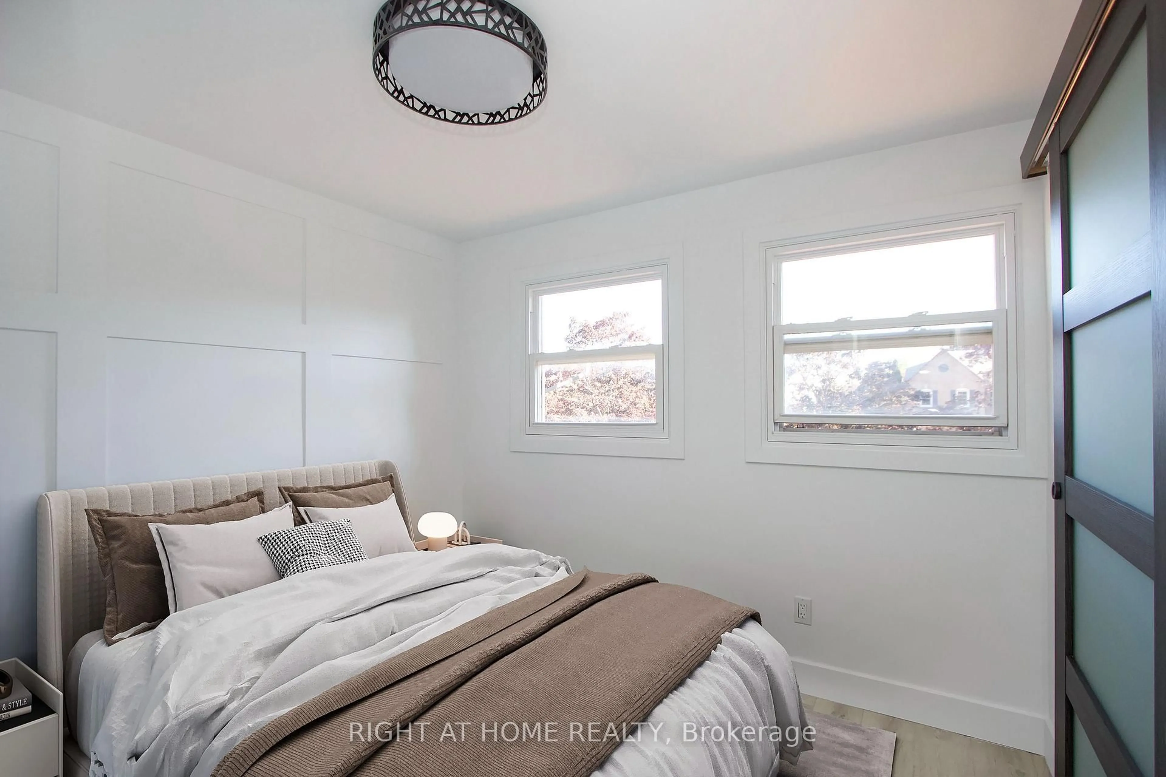 Bedroom with bed, unknown for 6 humphrey Dr, Ajax Ontario L1S 4X8