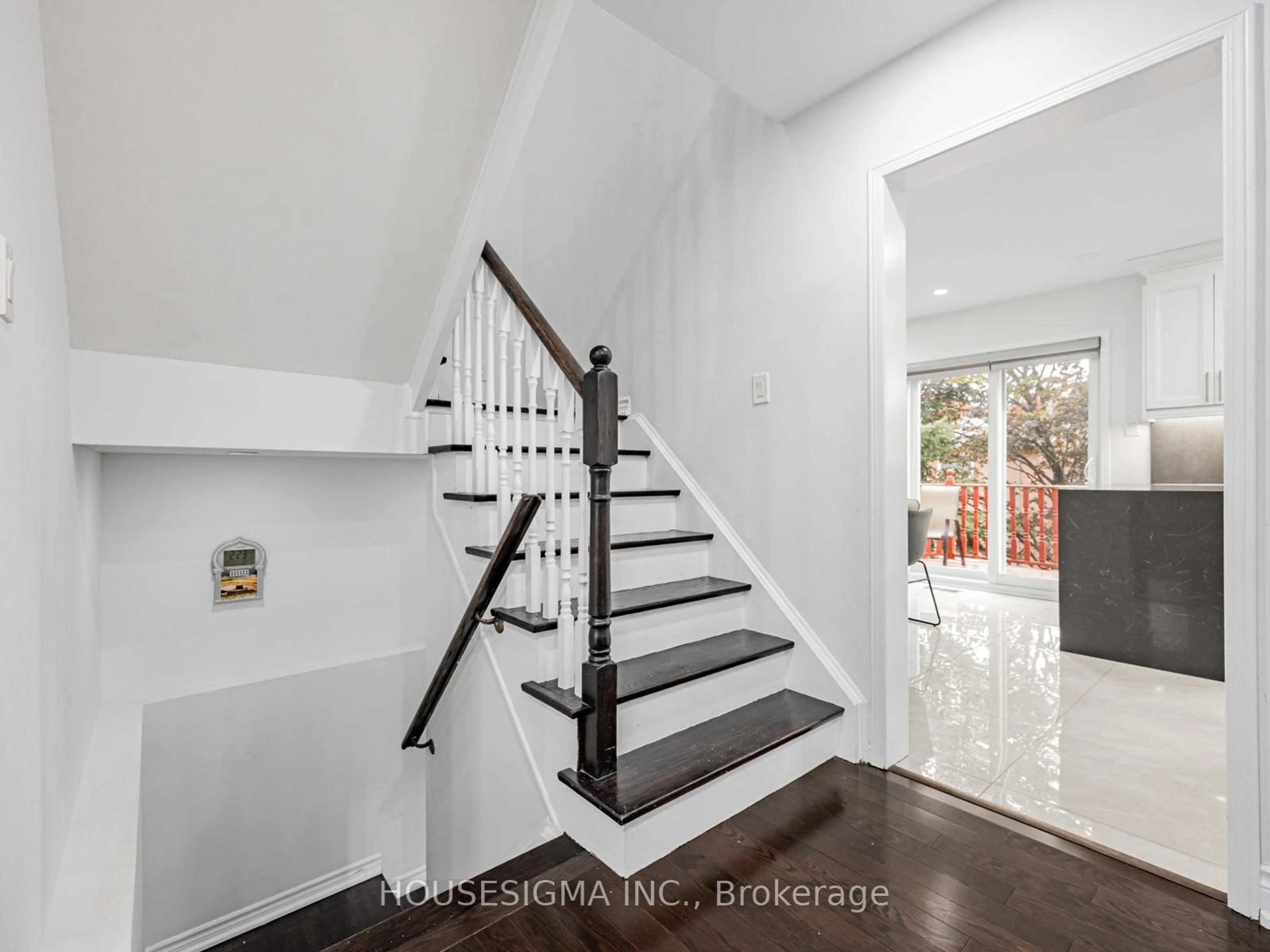 Unknown for 4 Adenmore Rd, Toronto Ontario M1C 5B3