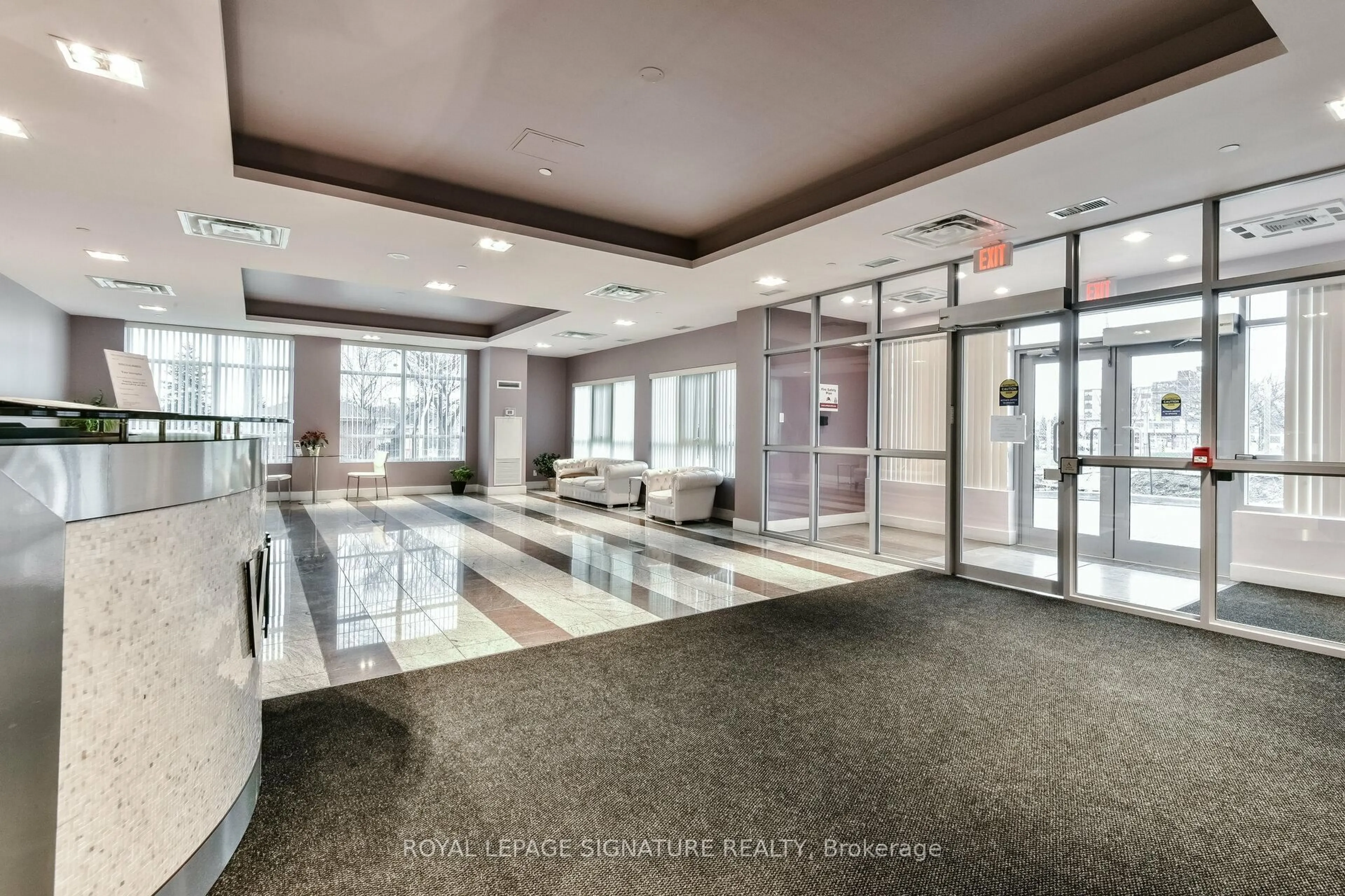 Indoor foyer for 1328 Birchmount Rd #PH01, Toronto Ontario M1R 0B6