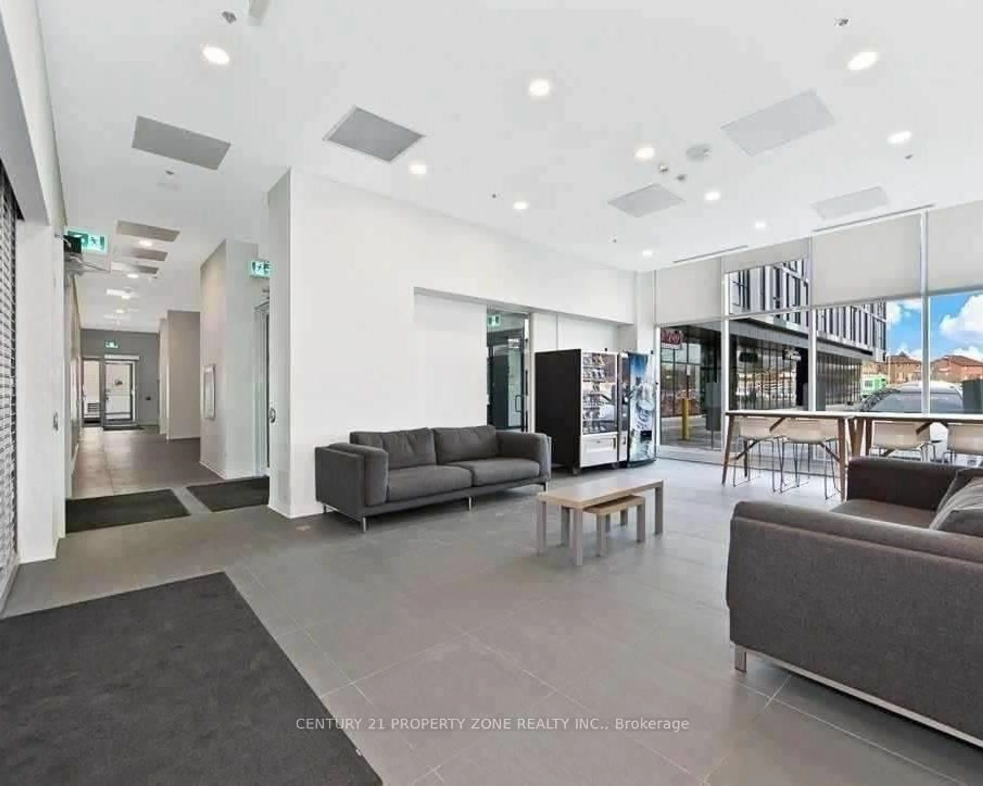 Lobby for 1900 Simcoe St #639, Oshawa Ontario L1G 4Y3