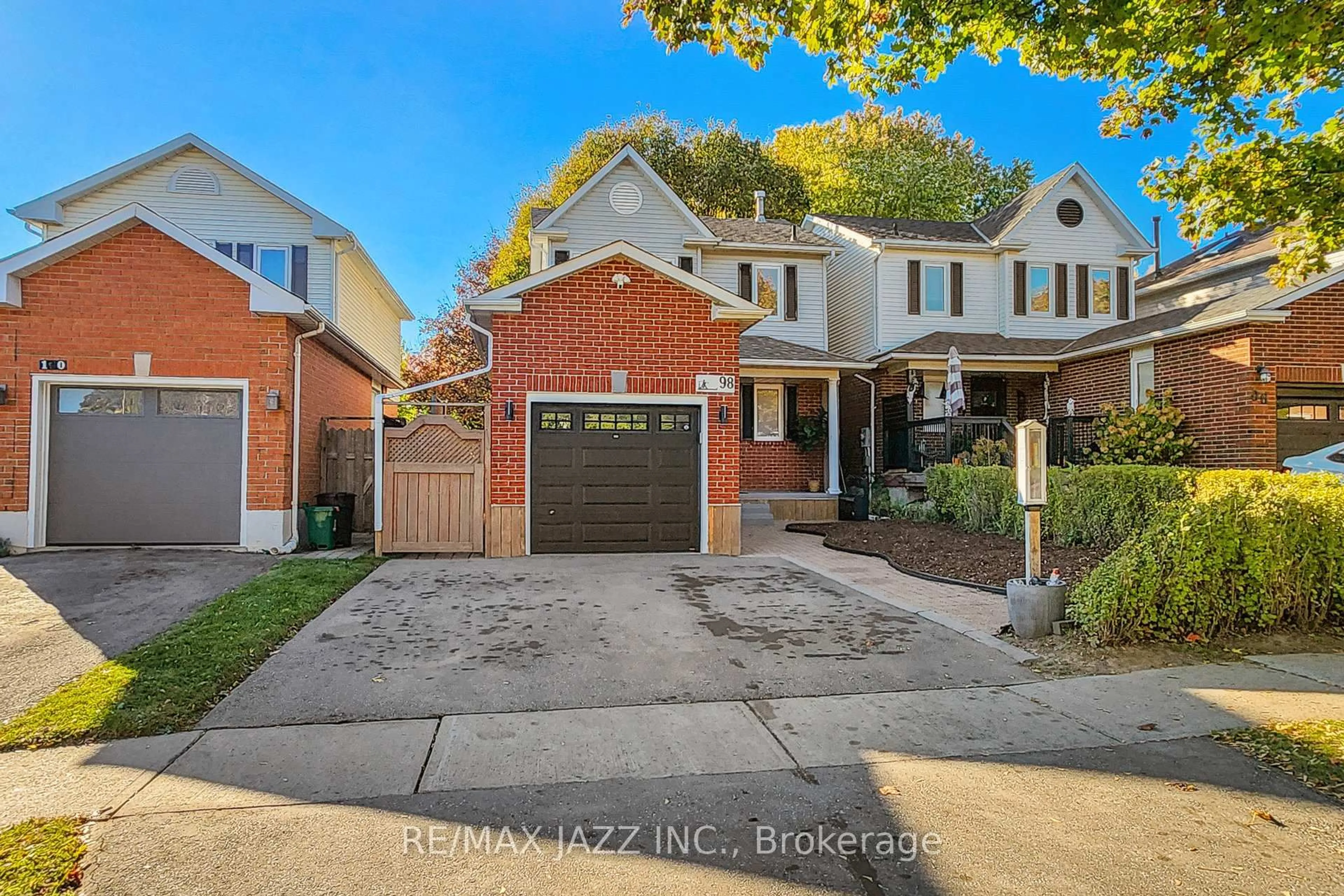 Home with brick exterior material, street for 98 Penfound Dr, Clarington Ontario L1C 4B8