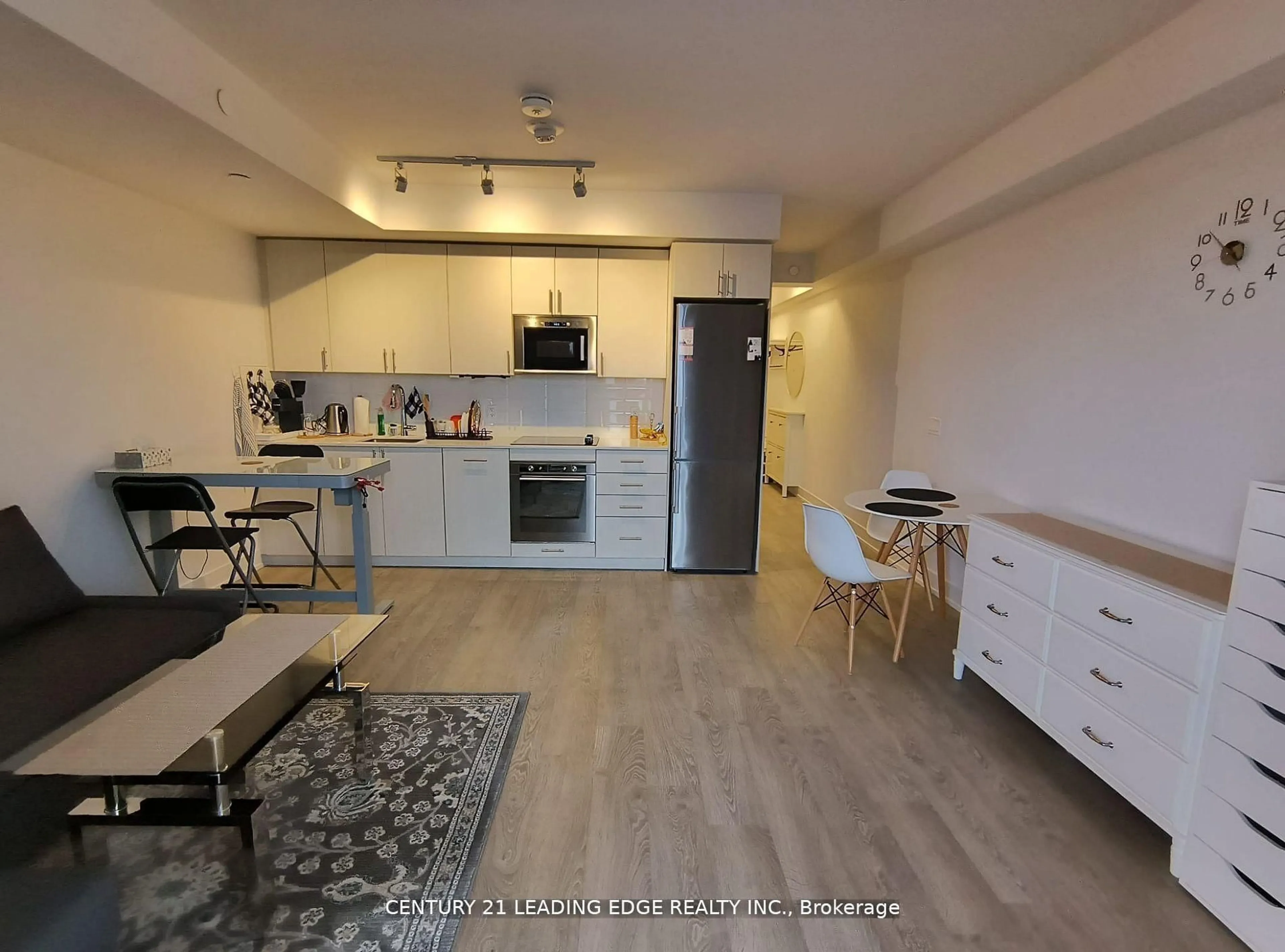 Unknown for 2550 Simcoe St #320, Oshawa Ontario L1L 0R5