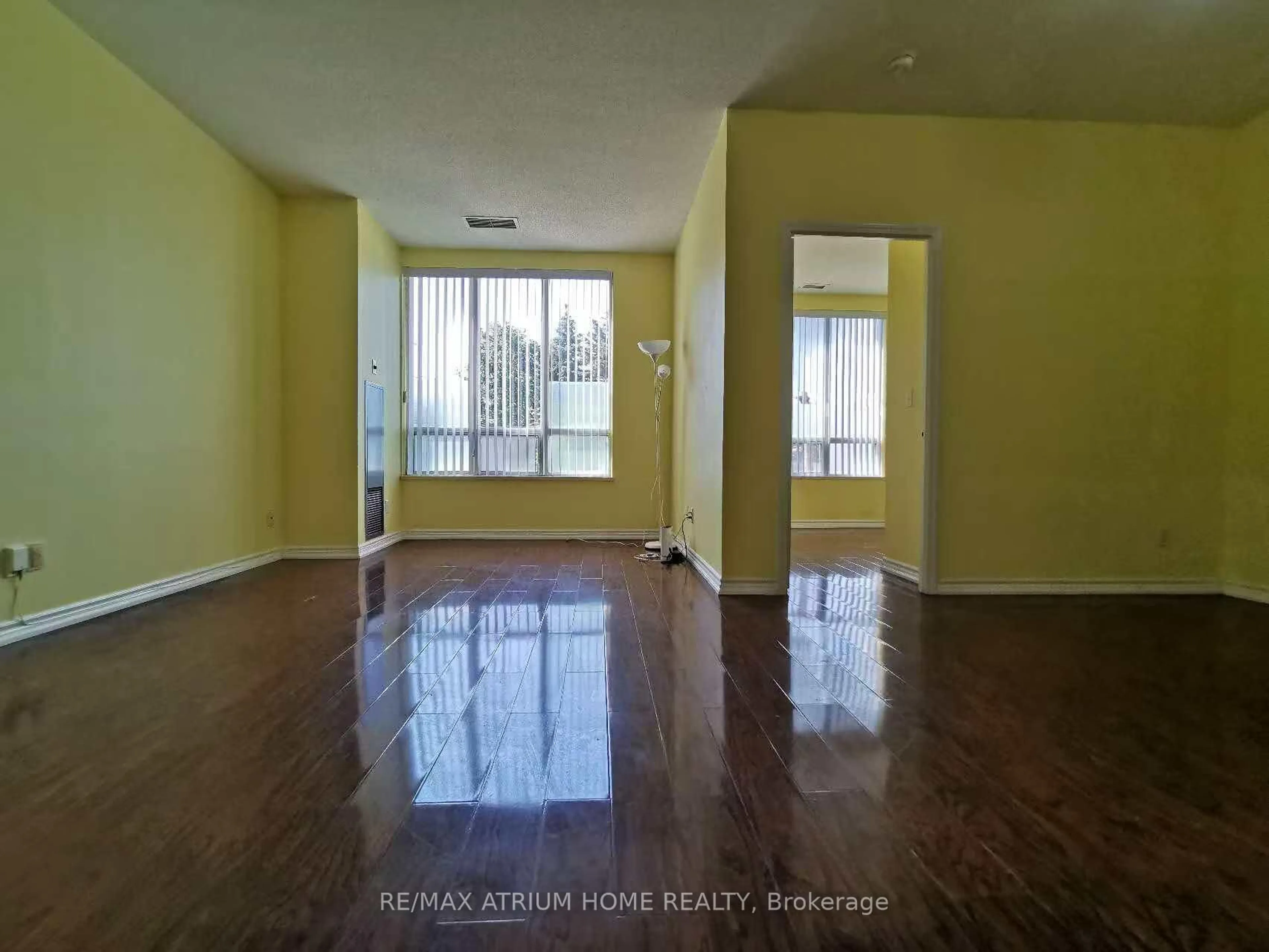 A pic of a room for 5039 Finch Ave #109, Toronto Ontario M1S 5L6