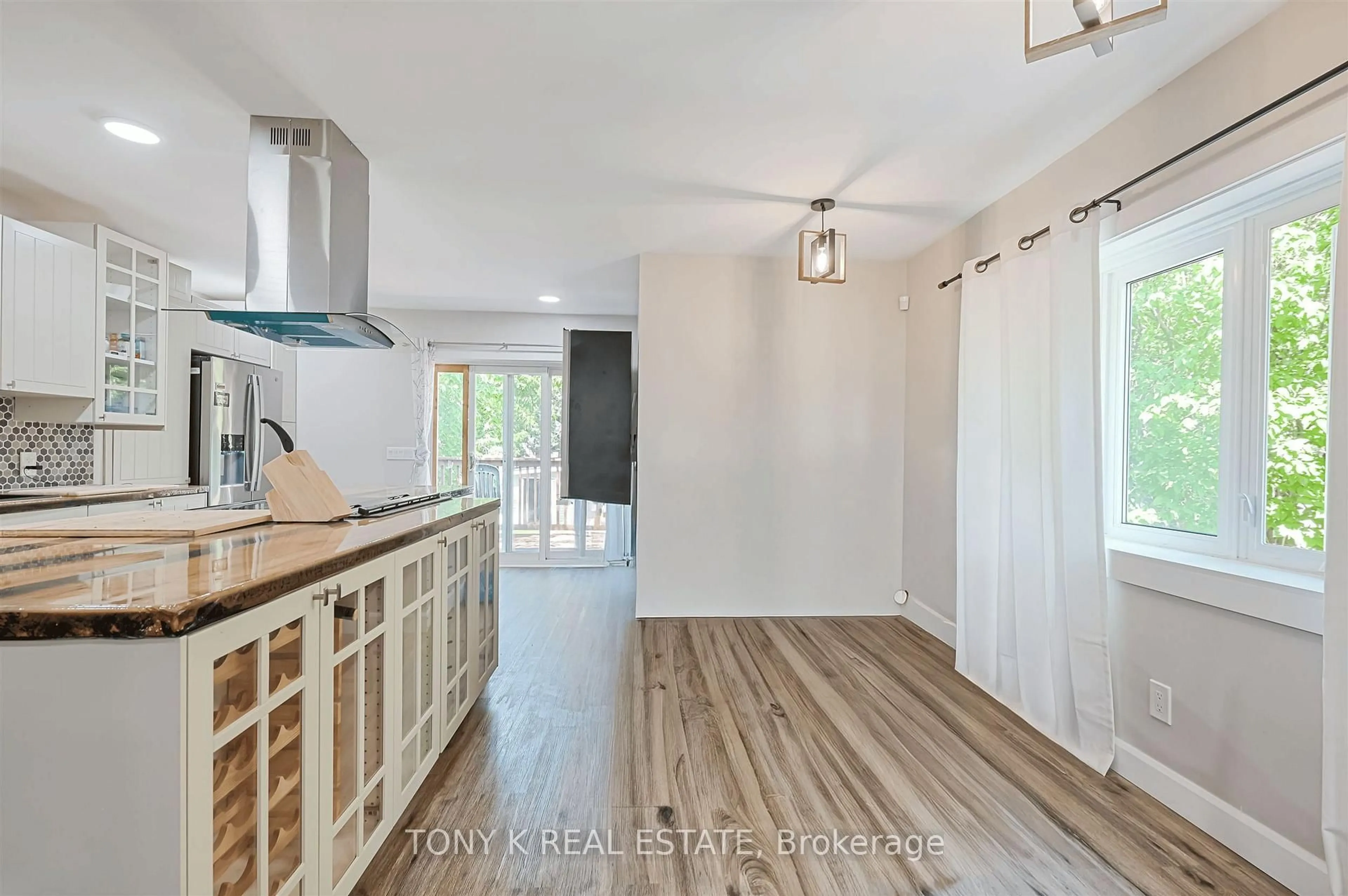 Open concept kitchen, unknown for 20 Granard Blvd, Toronto Ontario M1M 2E1