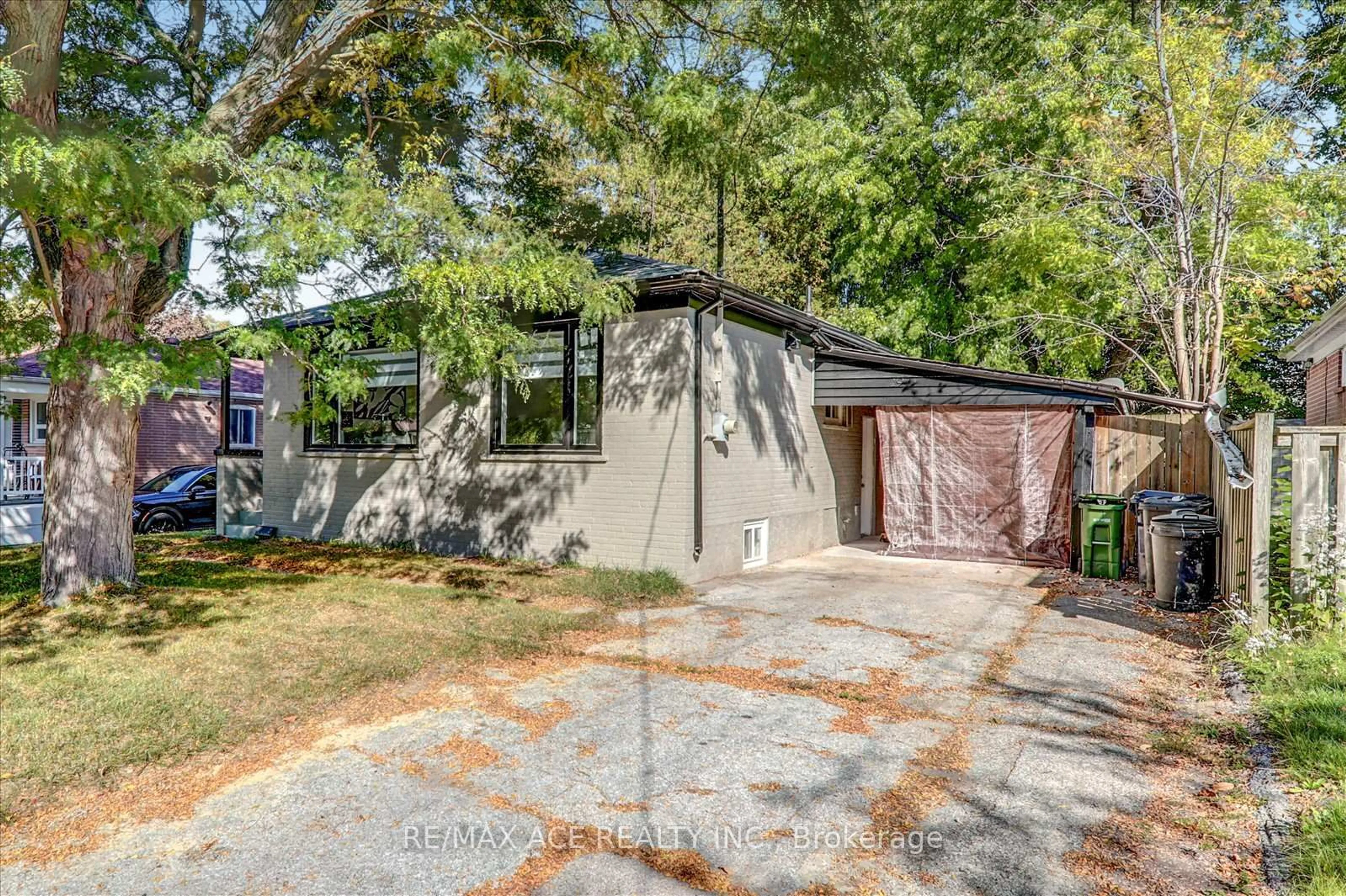 Home with brick exterior material, street for 19 Blakemanor Blvd, Toronto Ontario M1J 2W3