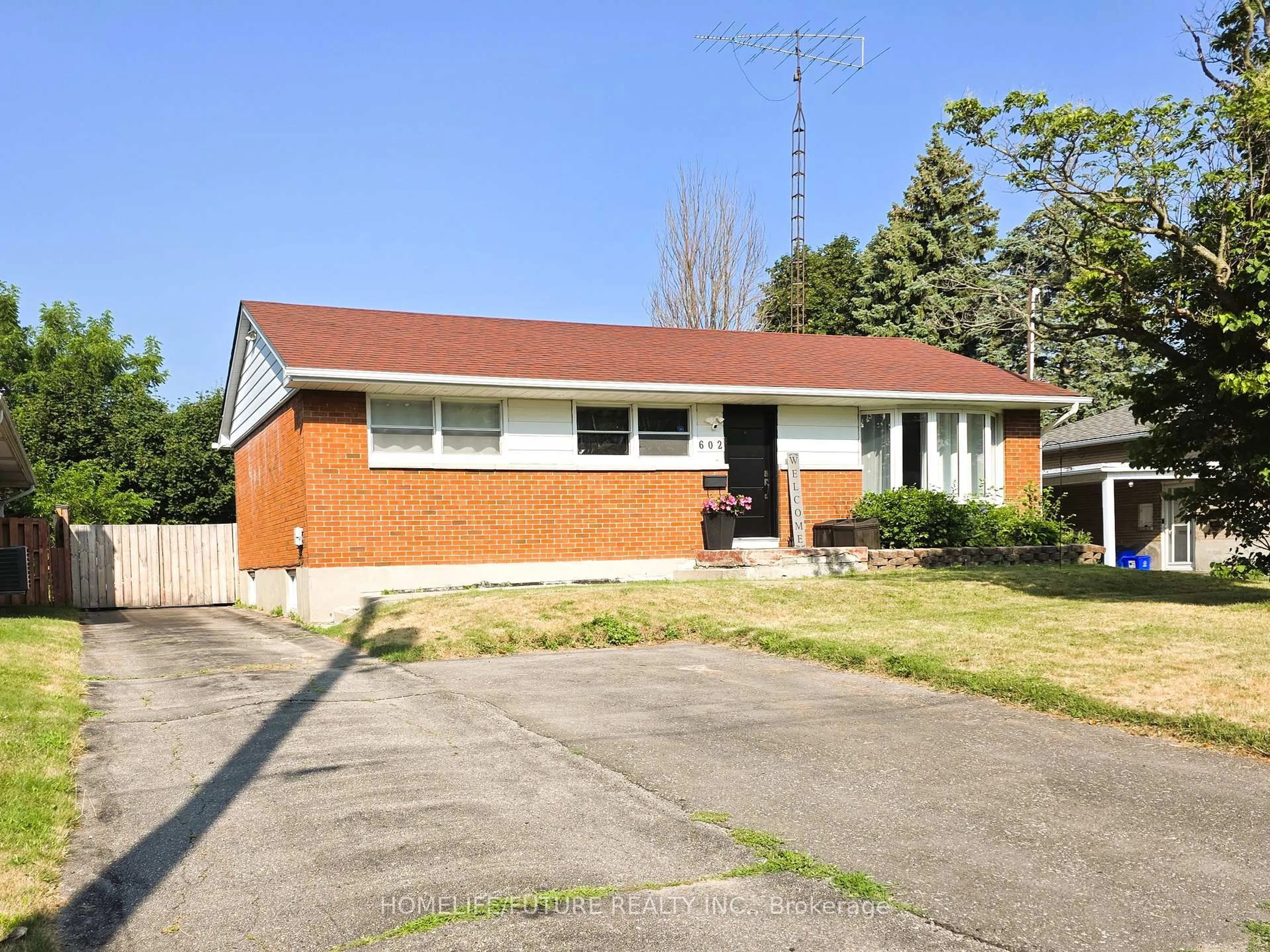 Home with brick exterior material, street for 602 Finucane St, Oshawa Ontario L1J 5L6