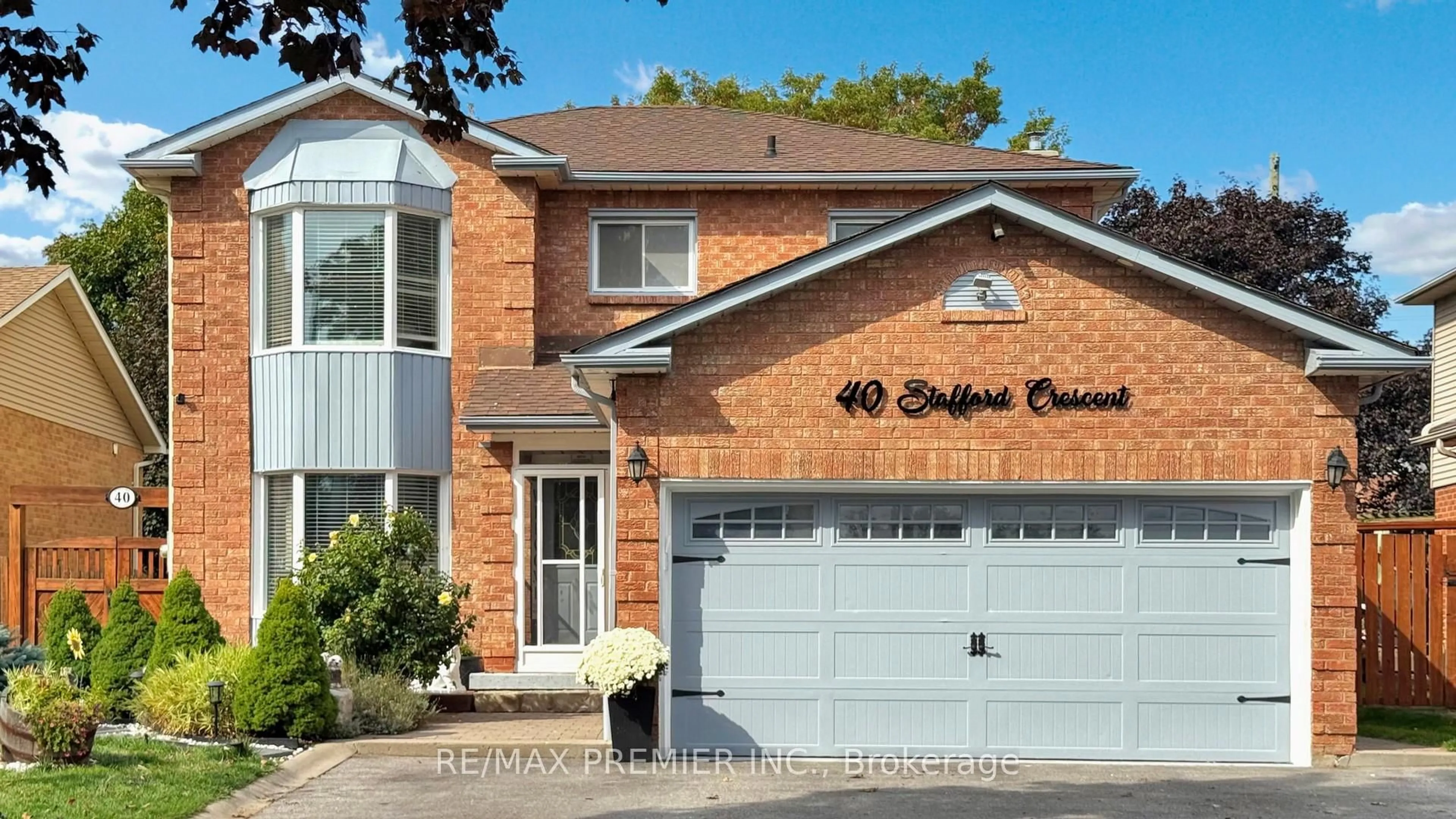 Home with brick exterior material, street for 40 Stafford Cres, Whitby Ontario L1N 8T6
