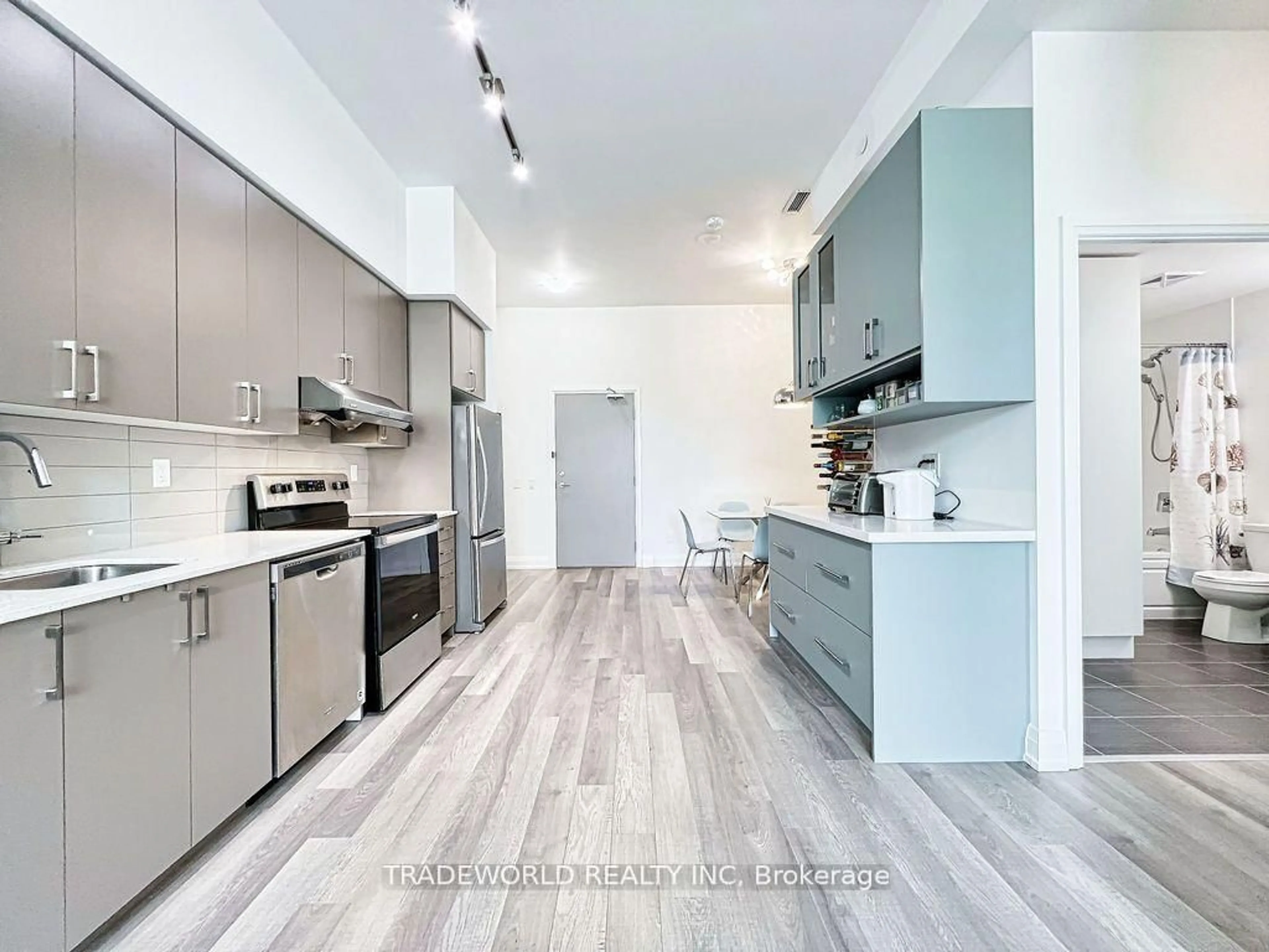 Contemporary kitchen, unknown for 3121 Sheppard Ave #211, Toronto Ontario M1T 0B6