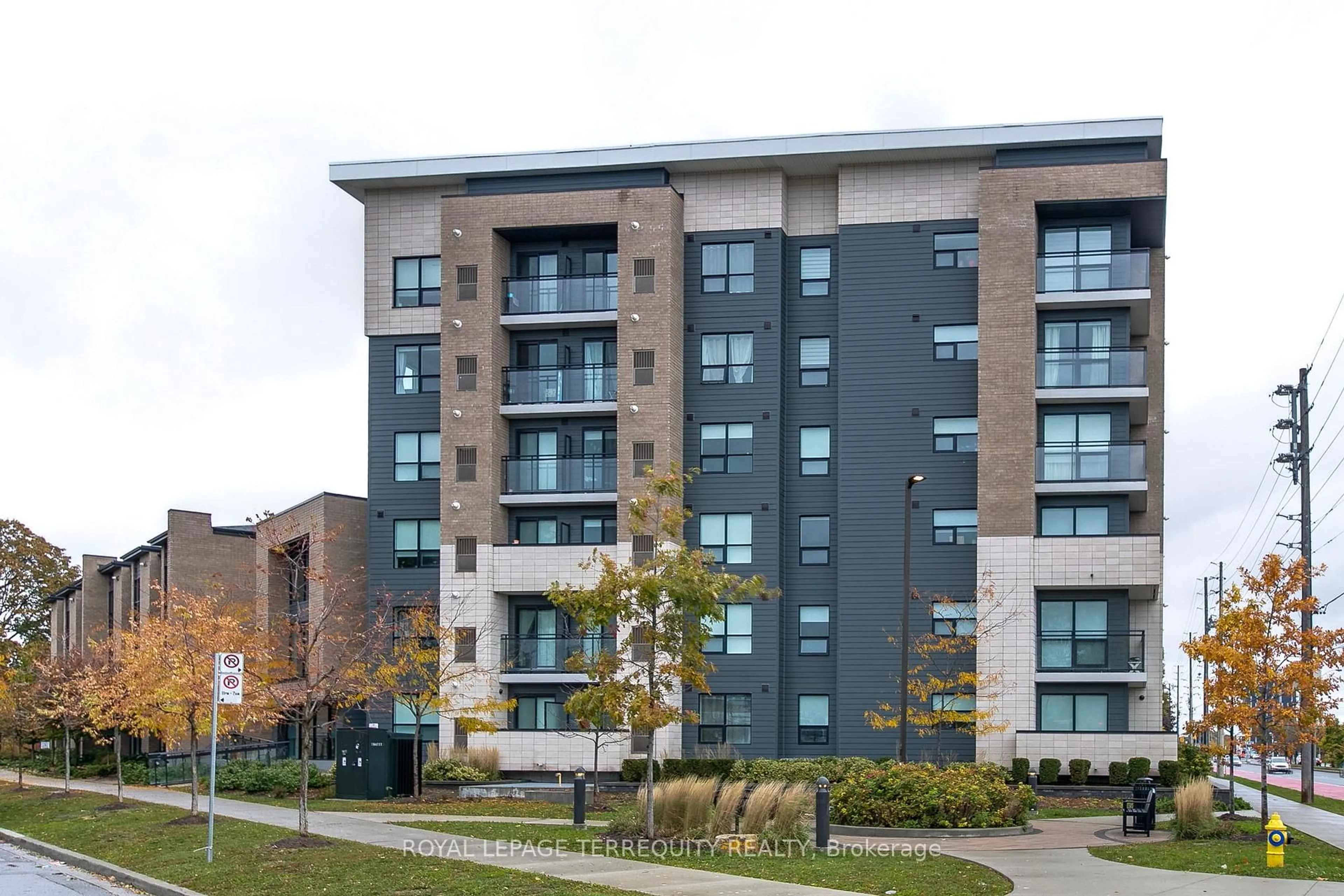 A pic from outside/outdoor area/front of a property/back of a property/a pic from drone, building for 1 Falaise Rd #318, Toronto Ontario M1E 0B9
