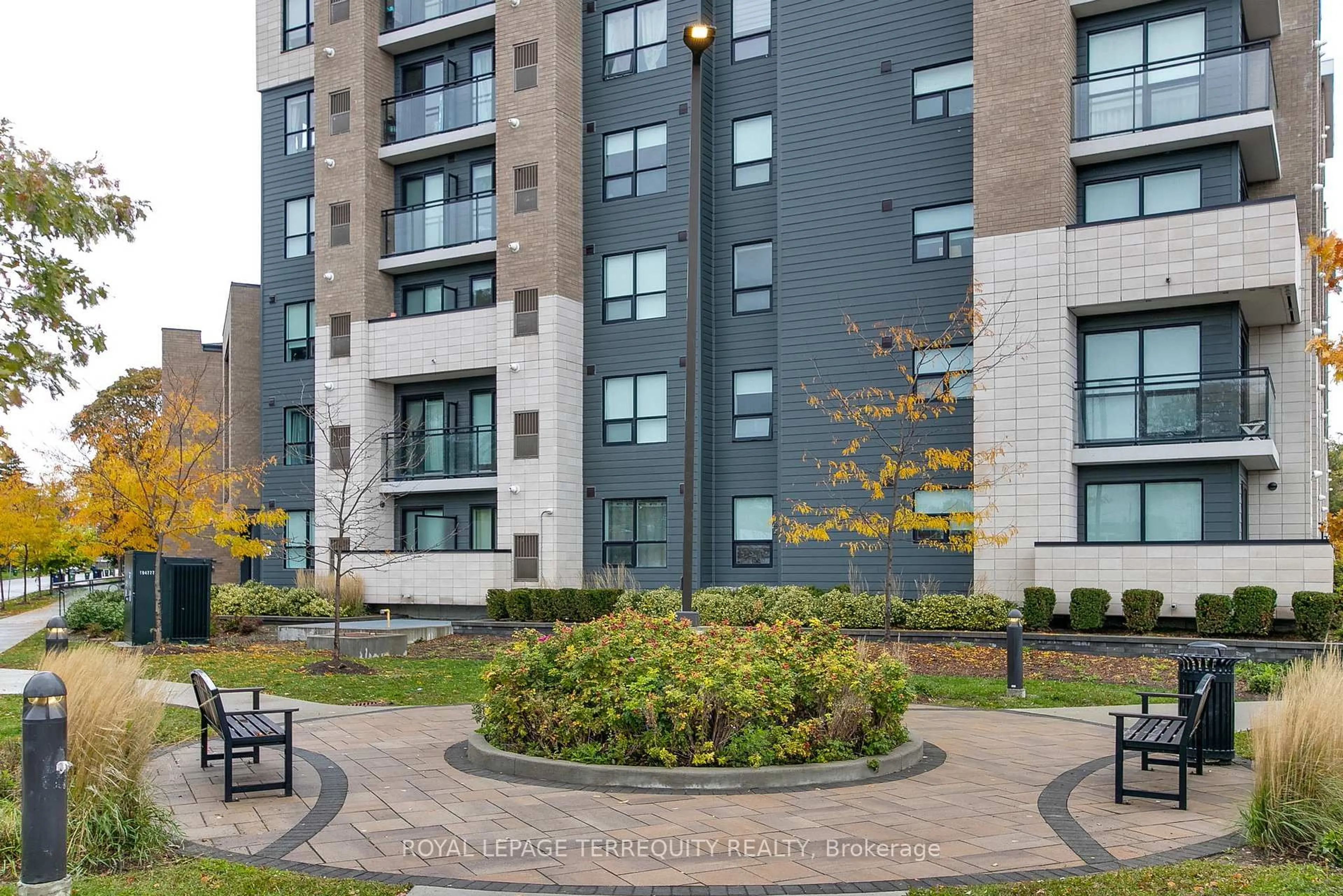 Patio, street for 1 Falaise Rd #318, Toronto Ontario M1E 0B9