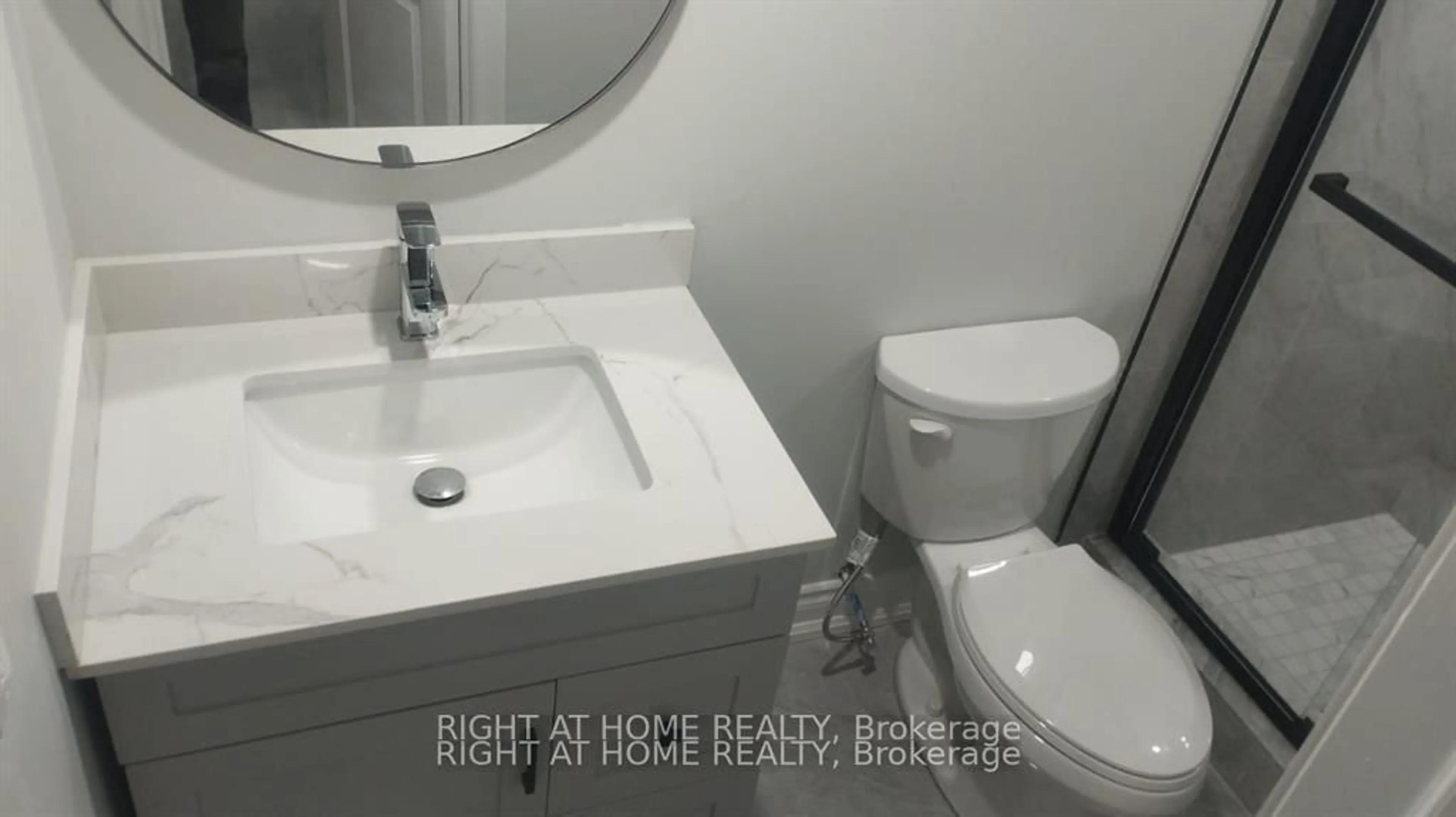 Standard bathroom, unknown for 32 CONLINS RD, Toronto Ontario M1C 1C3