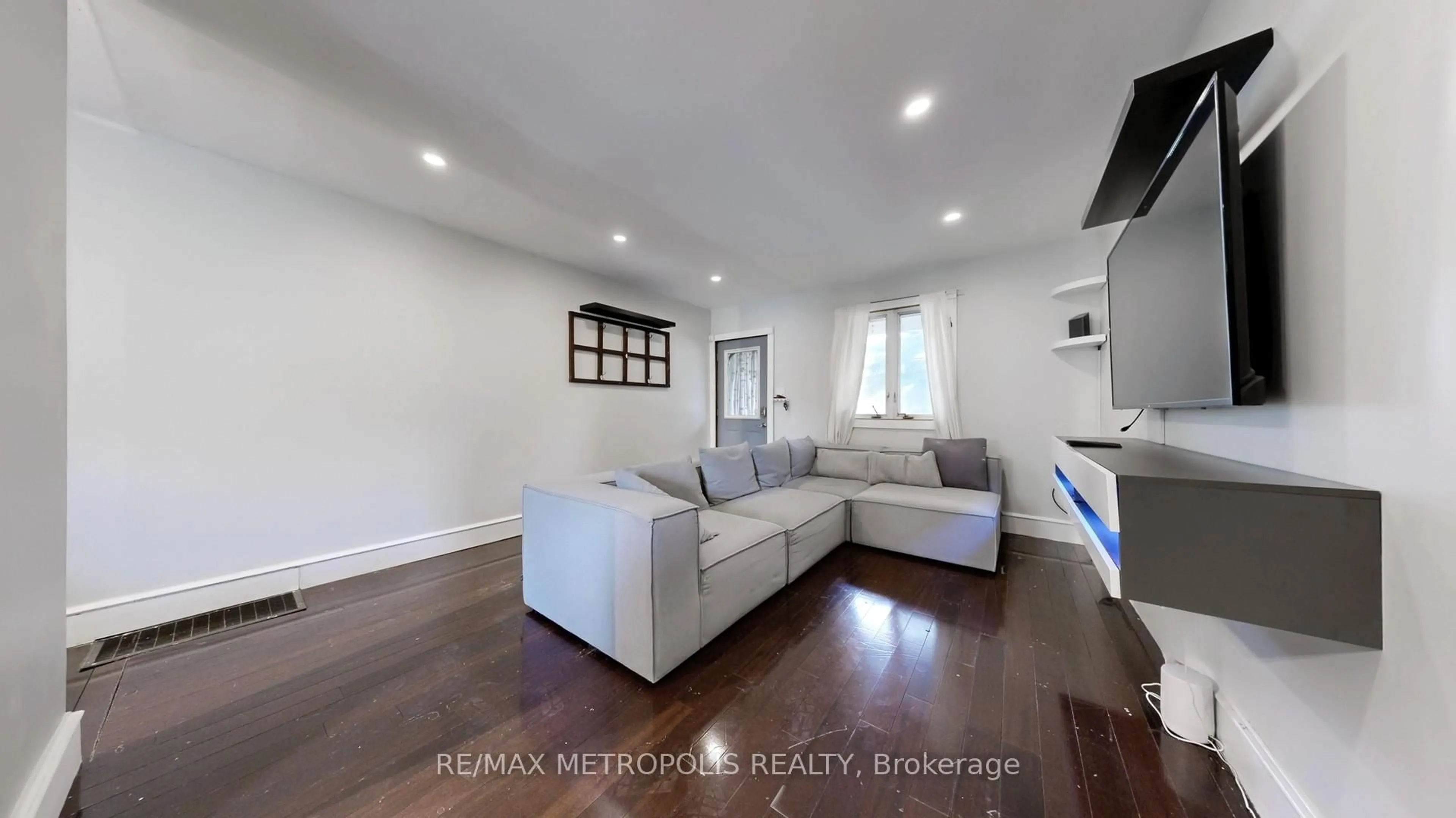 Living room with furniture, unknown for 179 Coleman Ave, Toronto Ontario M4C 1P9