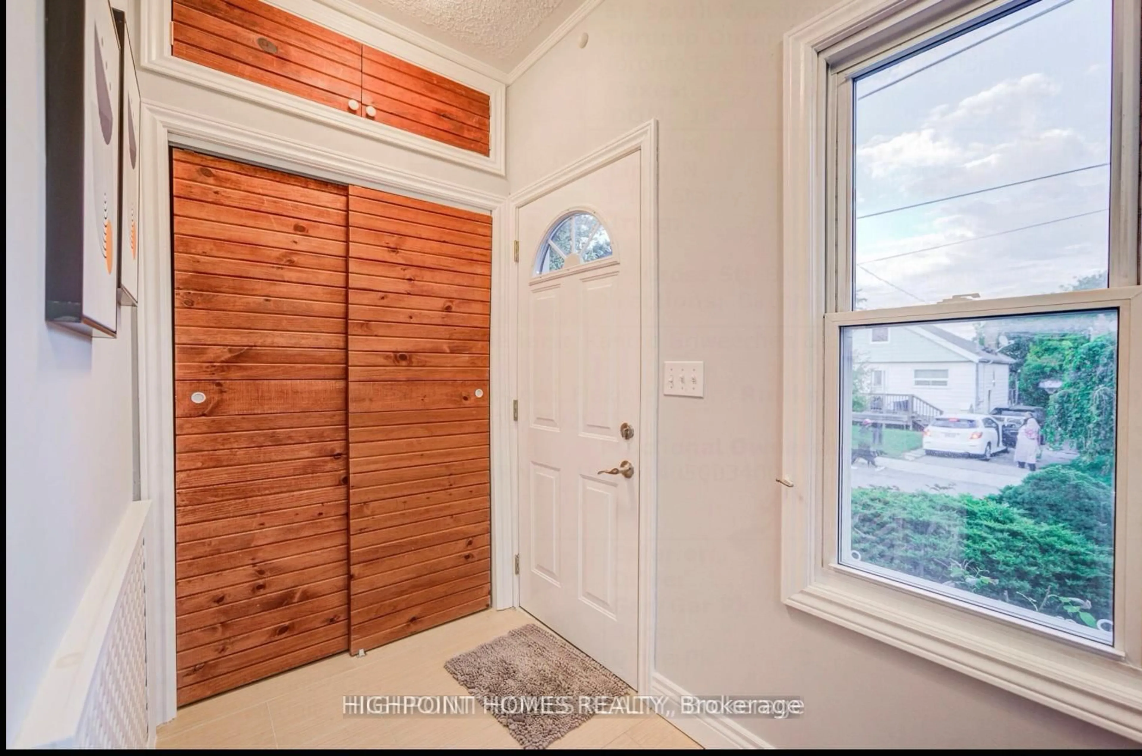 Indoor entryway for 50 South Woodrow Blvd, Toronto Ontario M1N 3L6