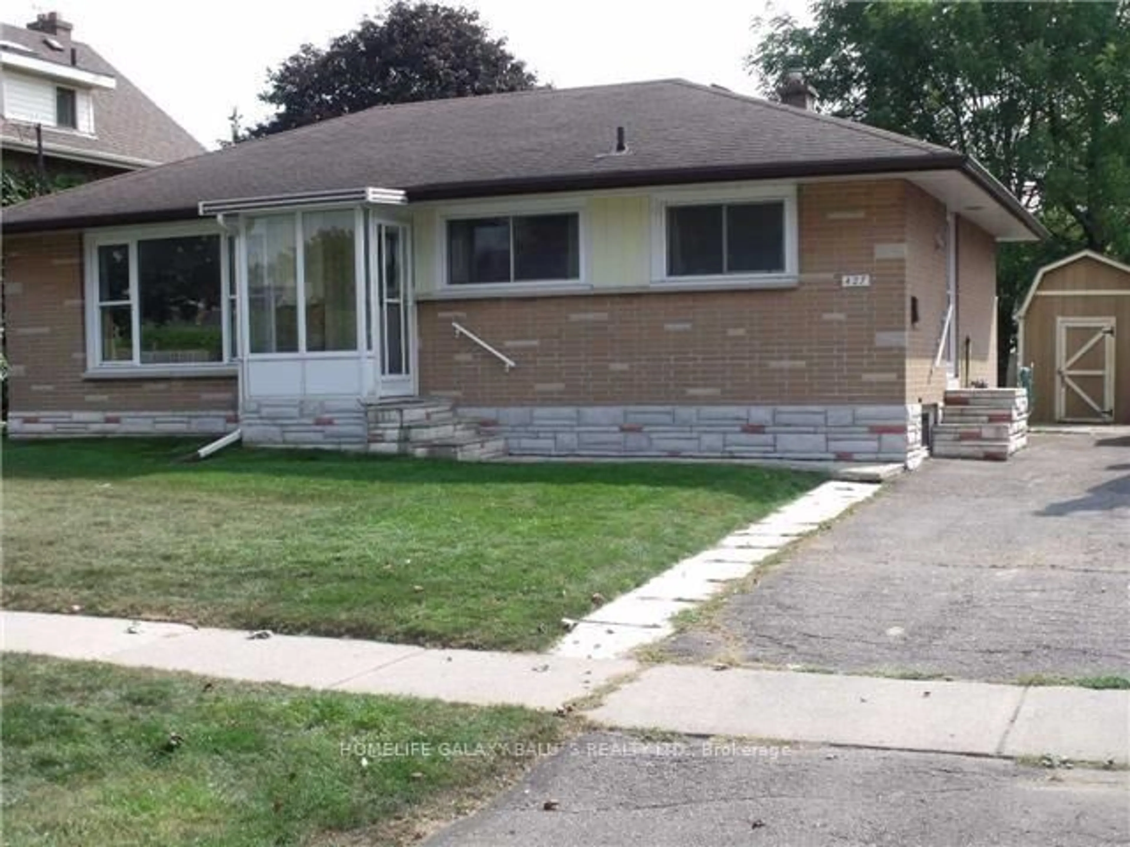 Unknown for 427 Fairleigh Ave, Oshawa Ontario L1J 2W4