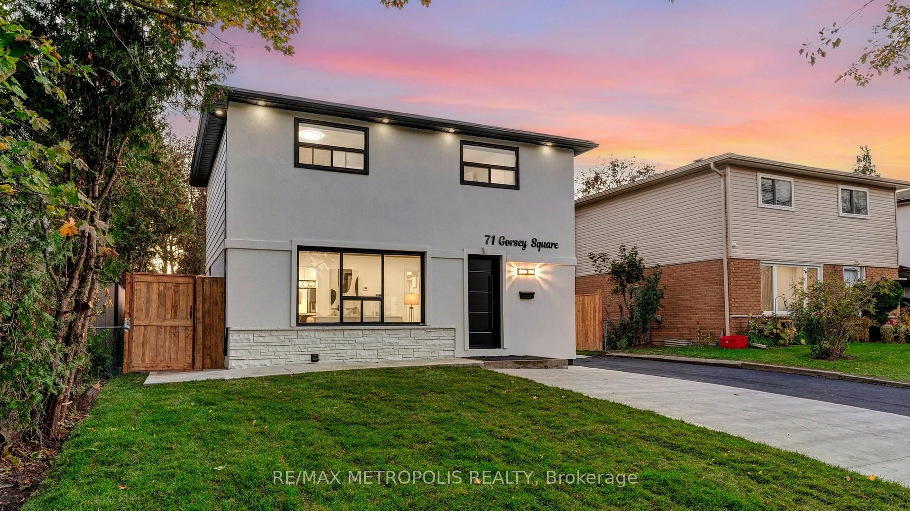 Home with brick exterior material, street for 71 Gorsey Sq, Toronto Ontario M1B 1A6