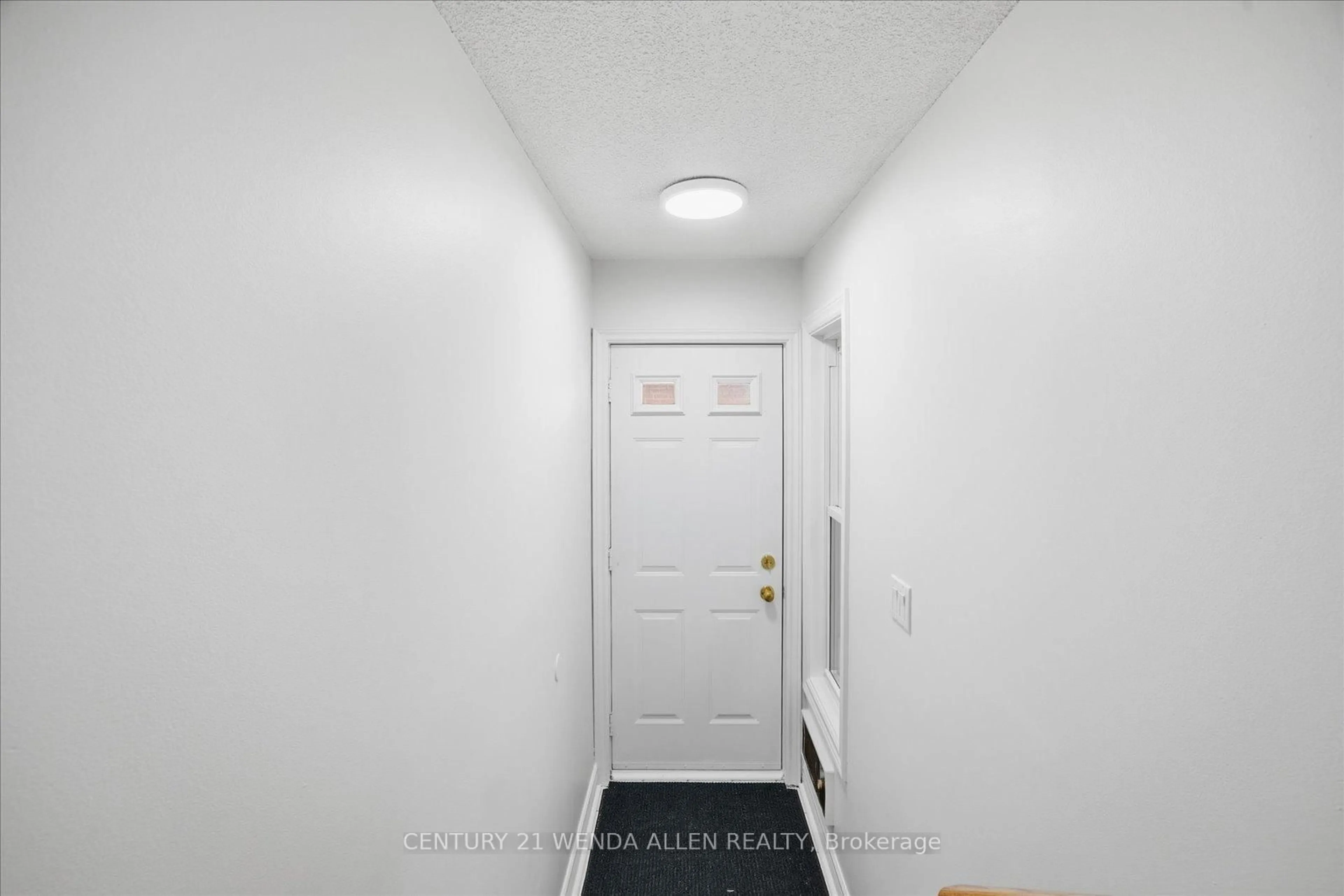 A pic of a room for 1663 NASH Rd #D16, Clarington Ontario L1E 1S8