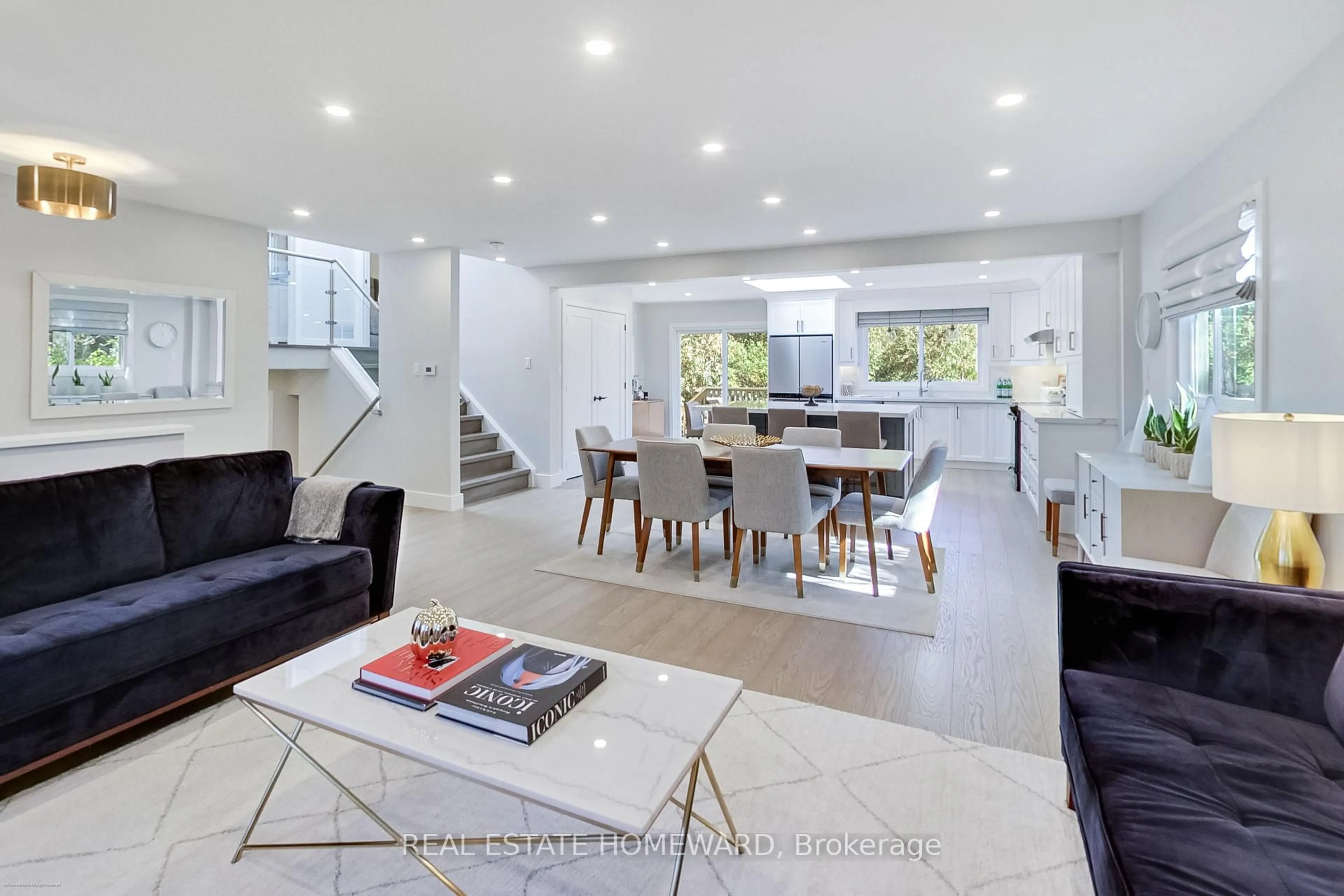 Unknown for 27 Sari Cres, Toronto Ontario M1E 4W3