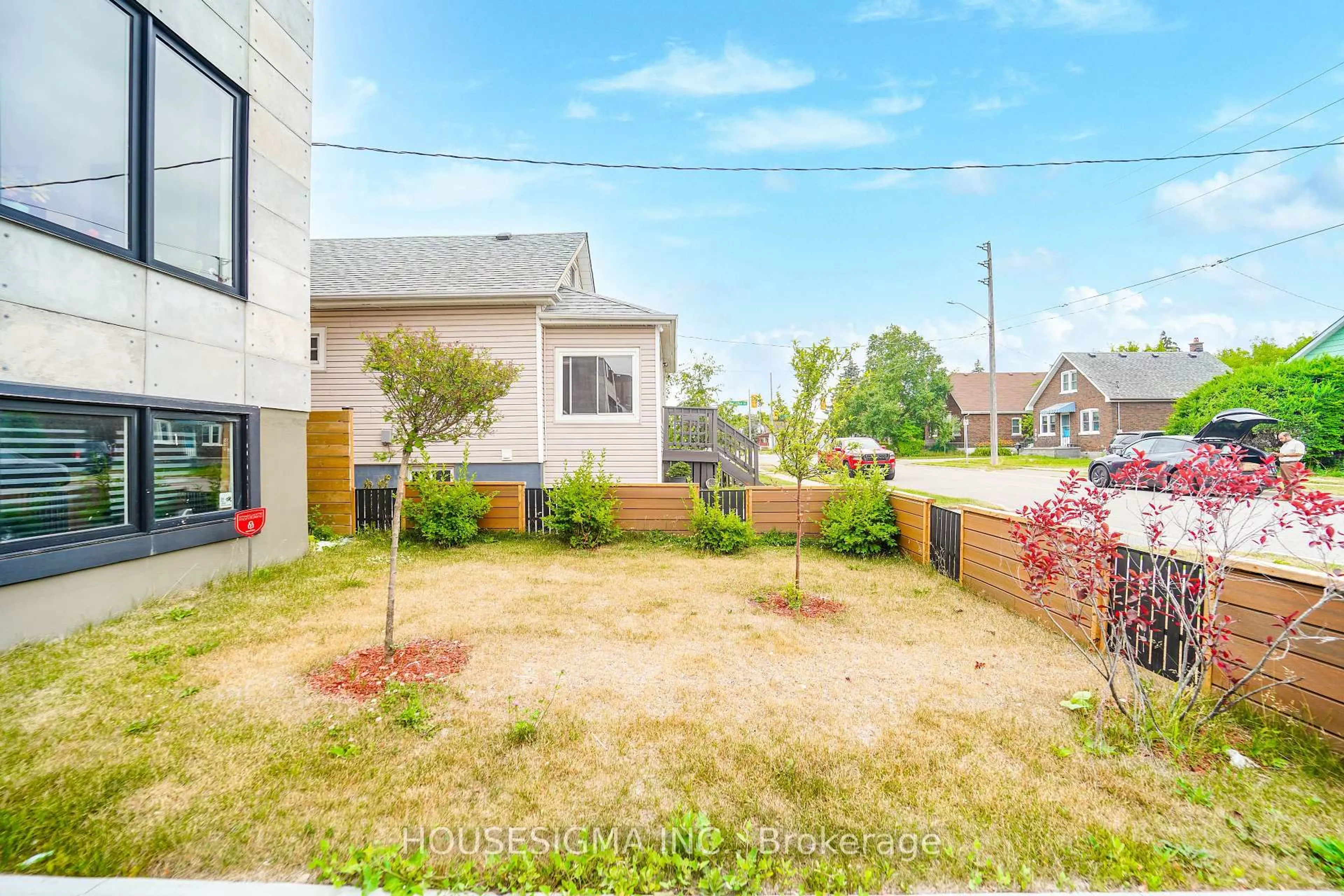 Unknown for 491 Drew St, Oshawa Ontario L1H 5B8