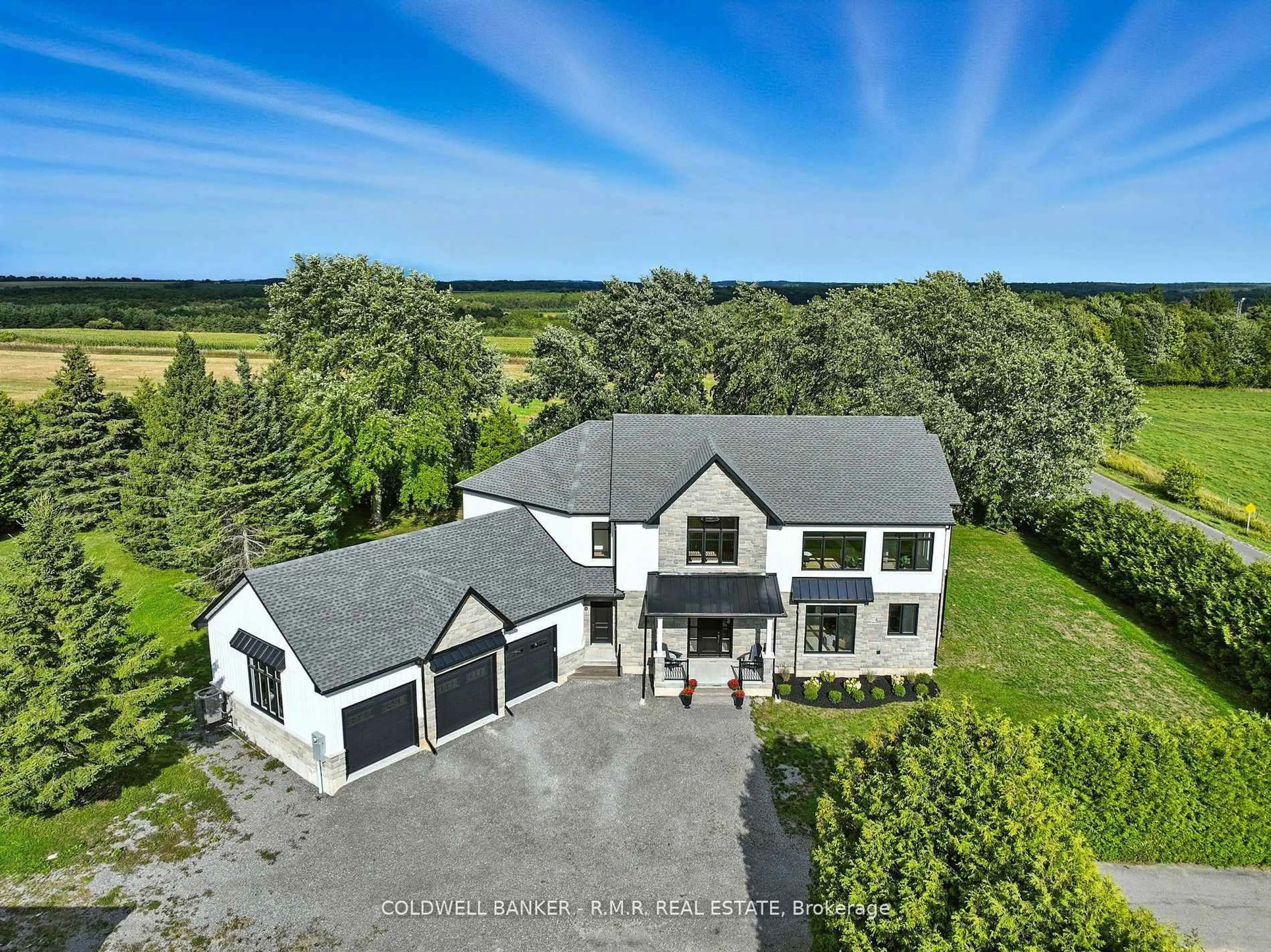 A pic from outside/outdoor area/front of a property/back of a property/a pic from drone, building for 3771 Devitts Rd, Scugog Ontario L0B 1B0