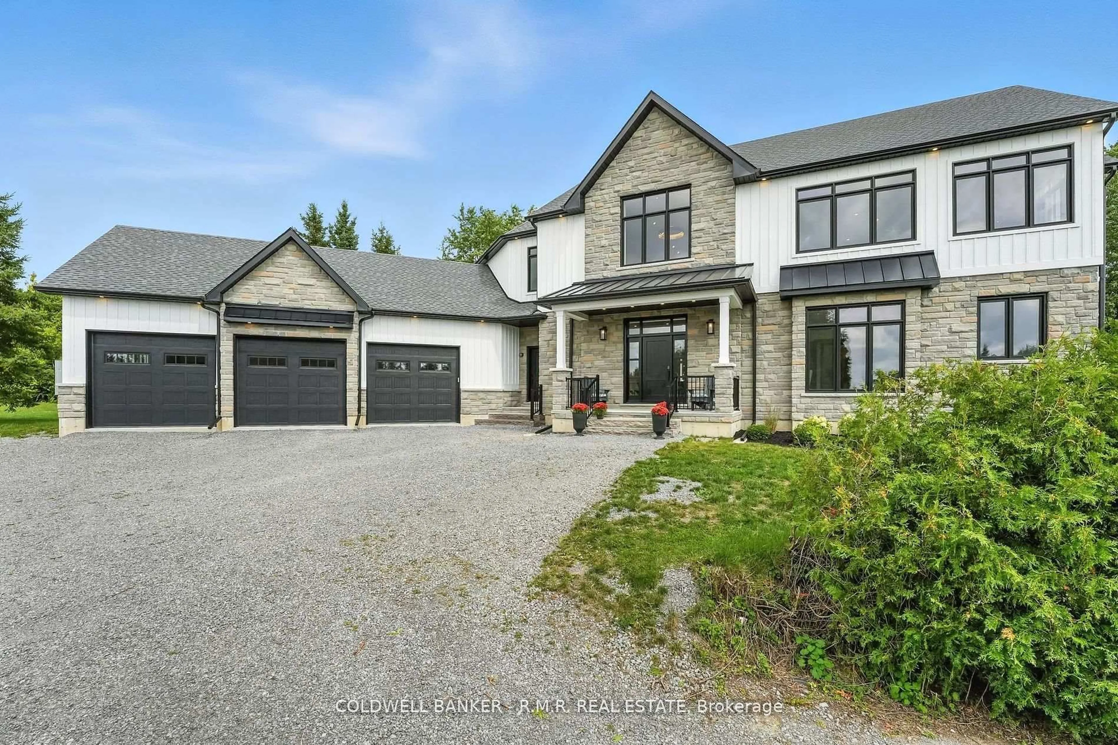 A pic from outside/outdoor area/front of a property/back of a property/a pic from drone, street for 3771 Devitts Rd, Scugog Ontario L0B 1B0