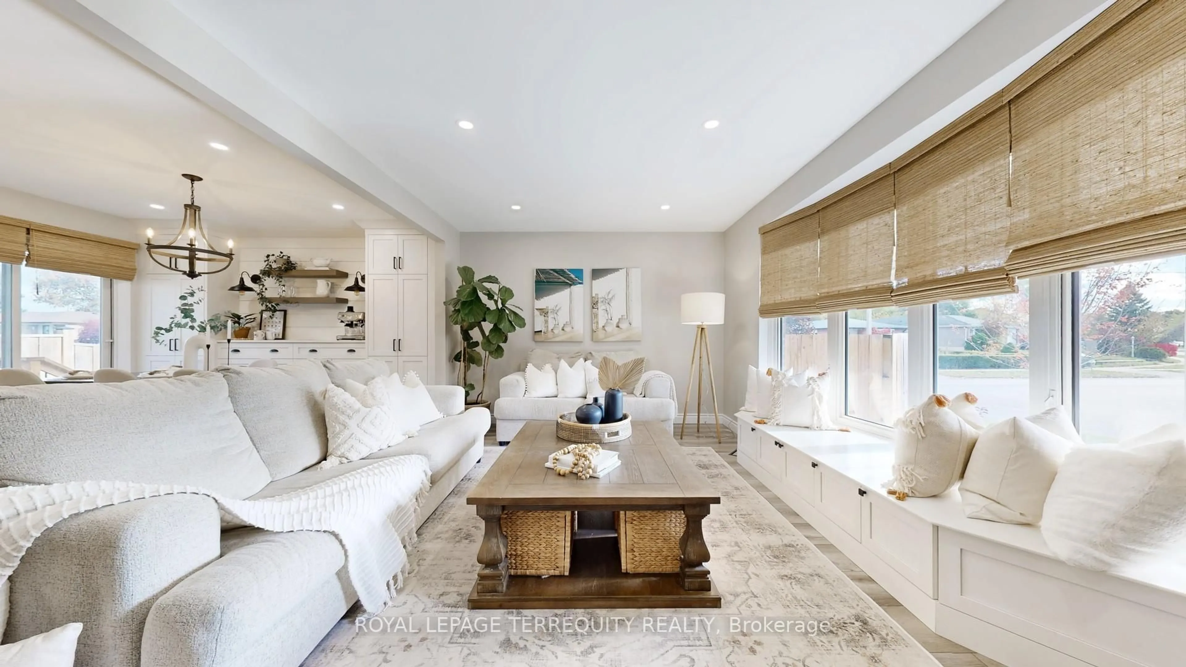 Living room with furniture, ceramic/tile floor for 848 Liverpool Rd, Pickering Ontario L1W 1S4