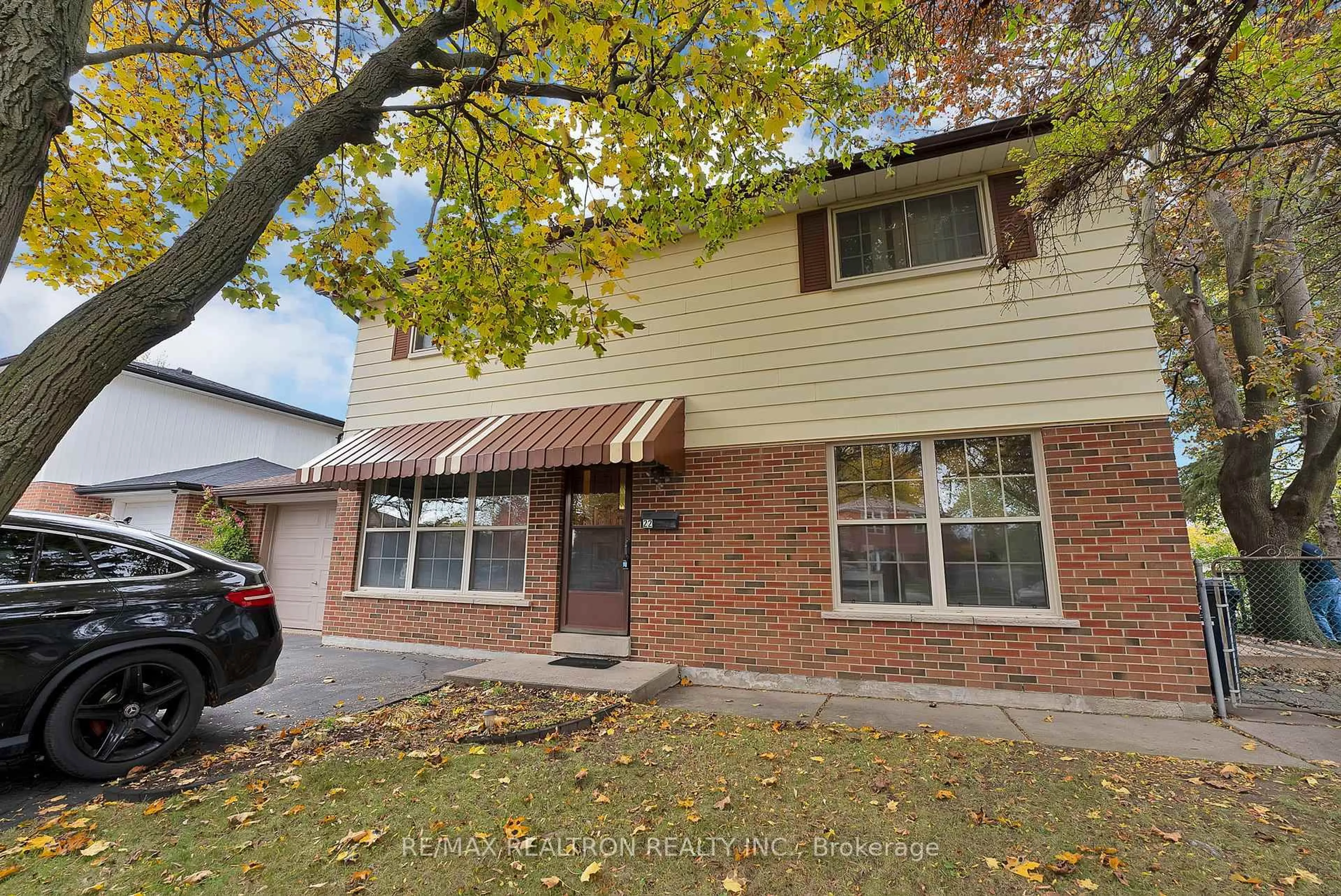 Home with brick exterior material, street for 22 Montavista St, Toronto Ontario M1G 3C2