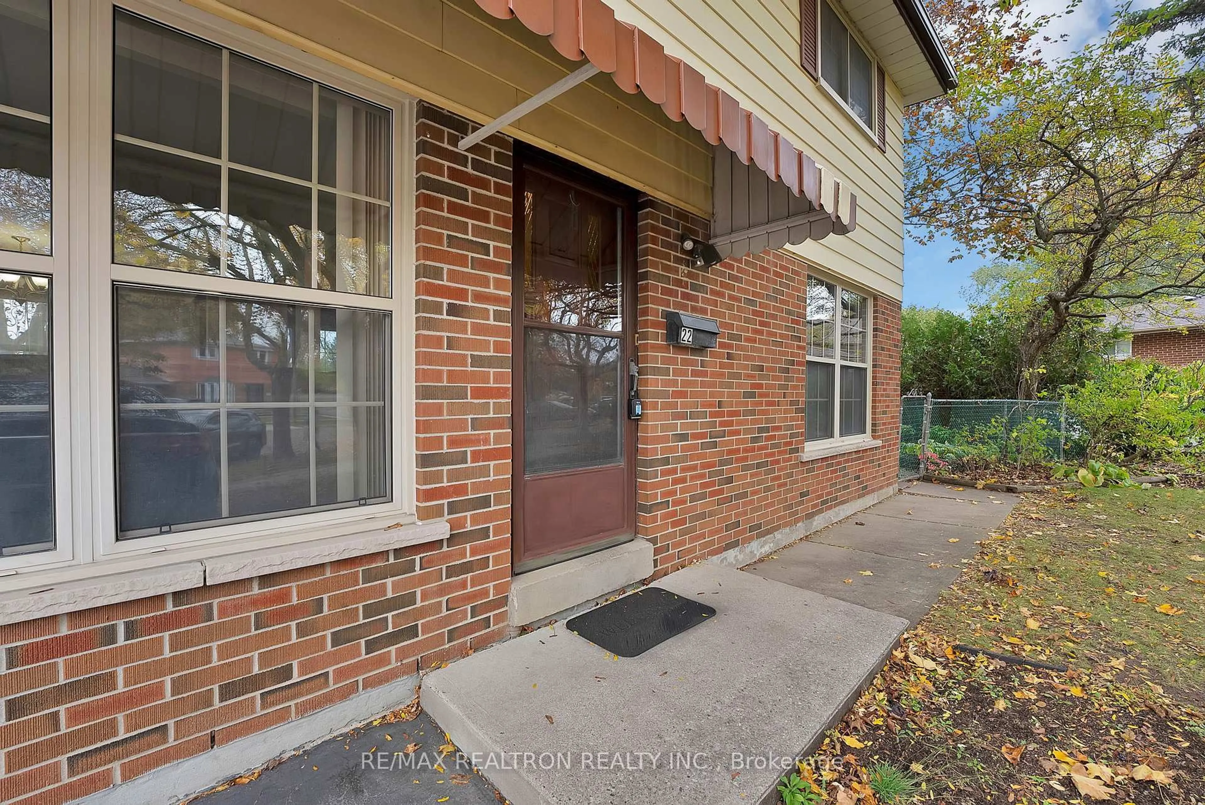 Home with brick exterior material, street for 22 Montavista St, Toronto Ontario M1G 3C2