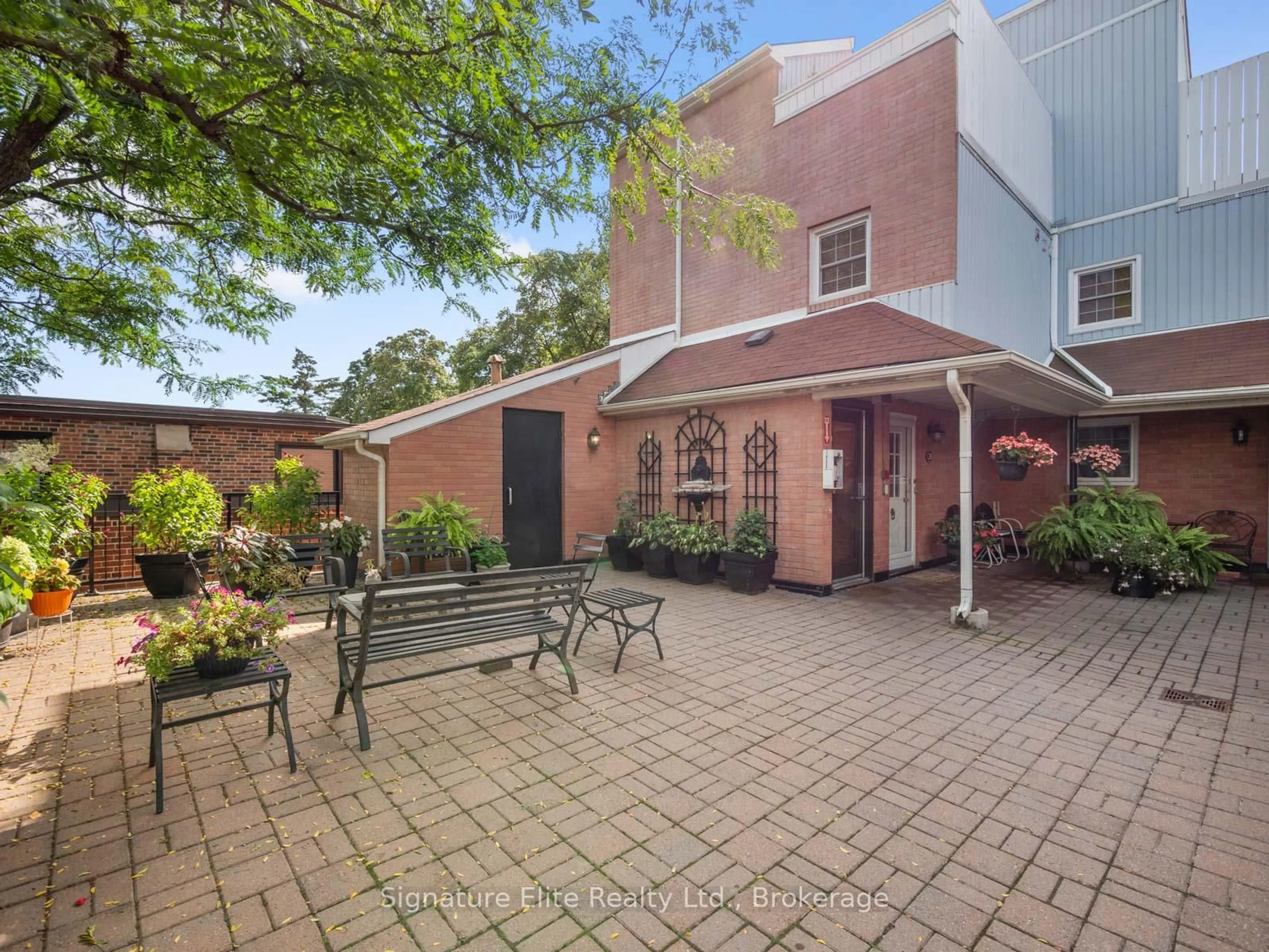 Patio, street for 101 Glen Manor Dr #13, Toronto Ontario M4E 3V3