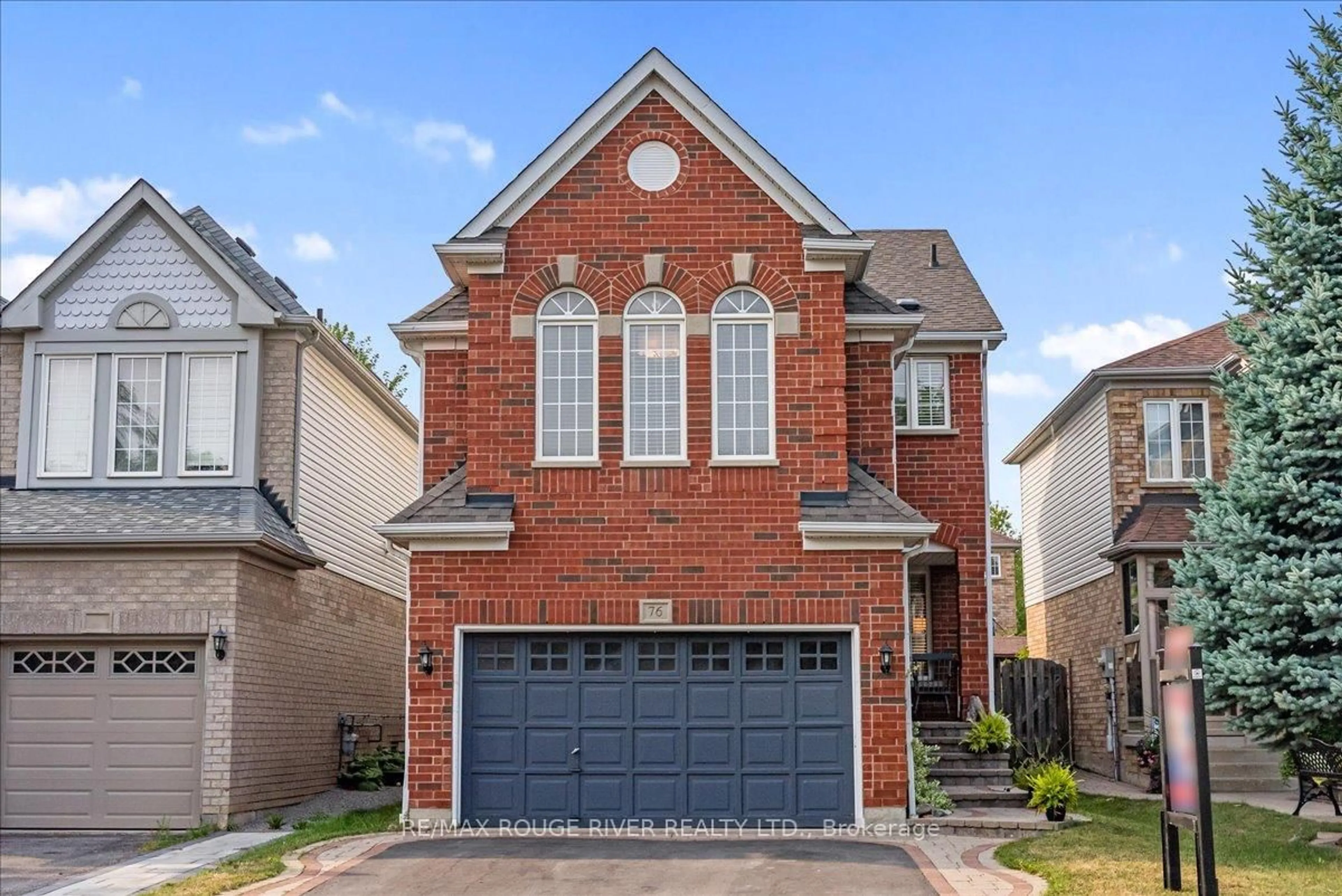 Home with brick exterior material, street for 76 Merchants Ave, Whitby Ontario L1P 1S6