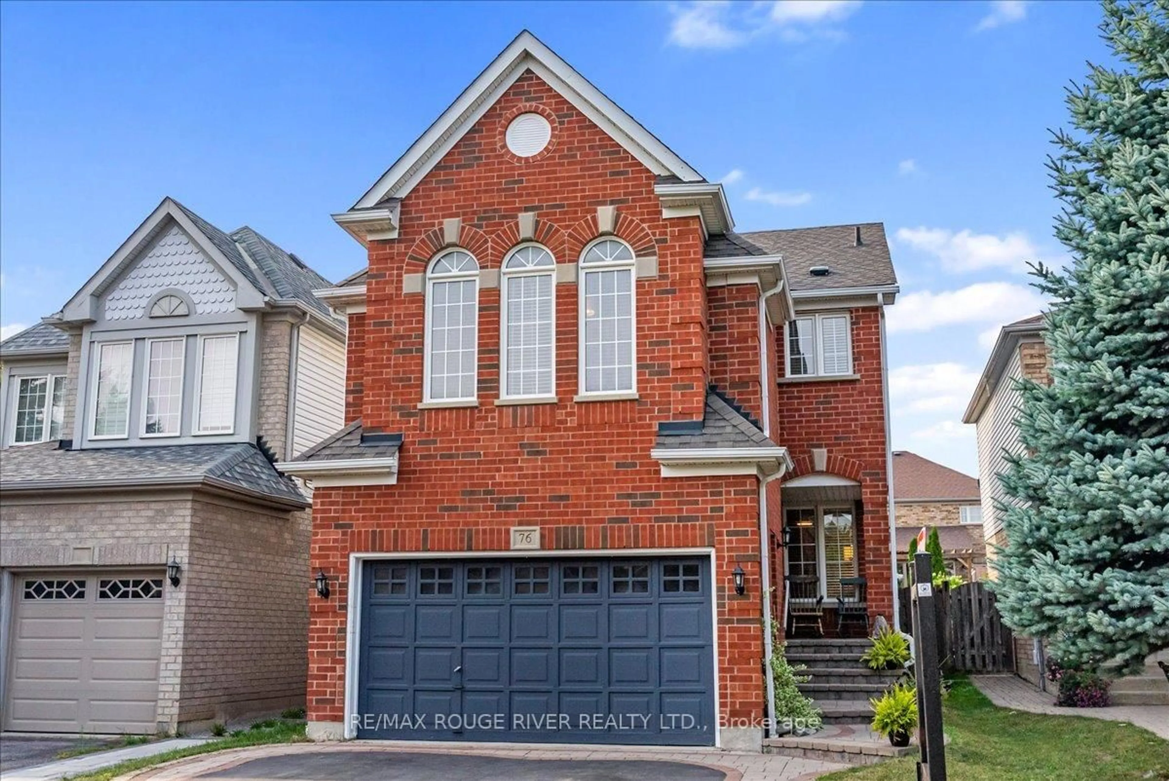 Home with brick exterior material, street for 76 Merchants Ave, Whitby Ontario L1P 1S6
