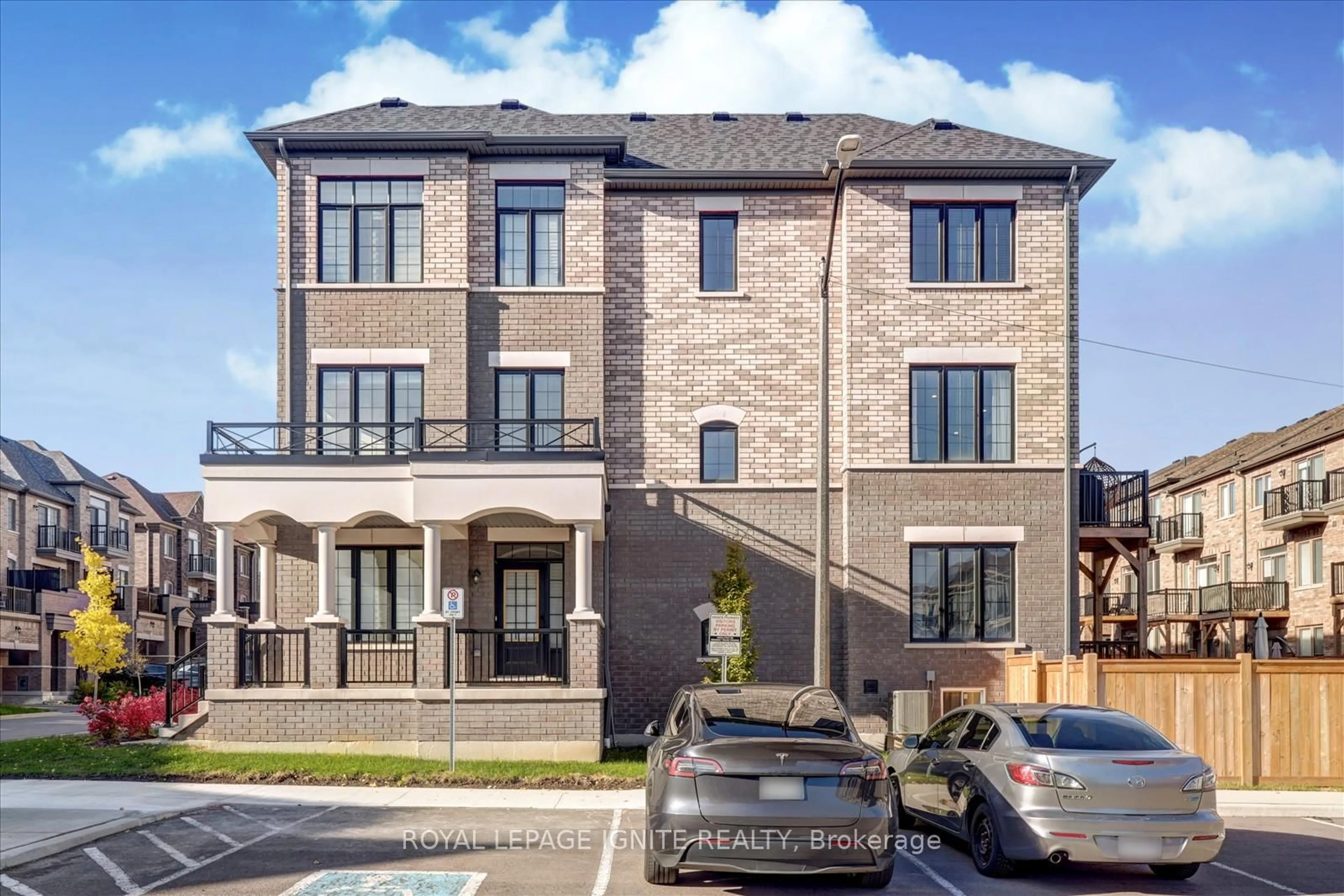 Home with brick exterior material, street for 8 Kingfisher Way, Whitby Ontario L1P 0K3