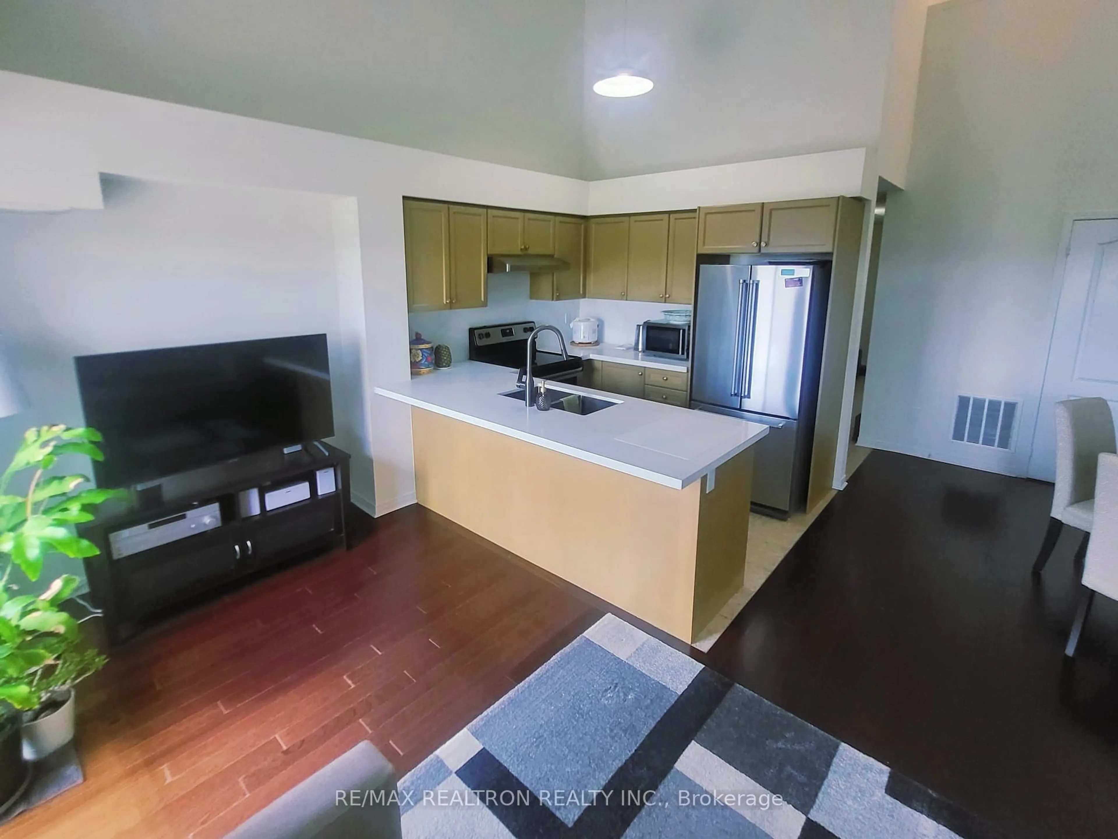 Unknown for 651 B Warden Ave #36, Toronto Ontario M1L 0E8