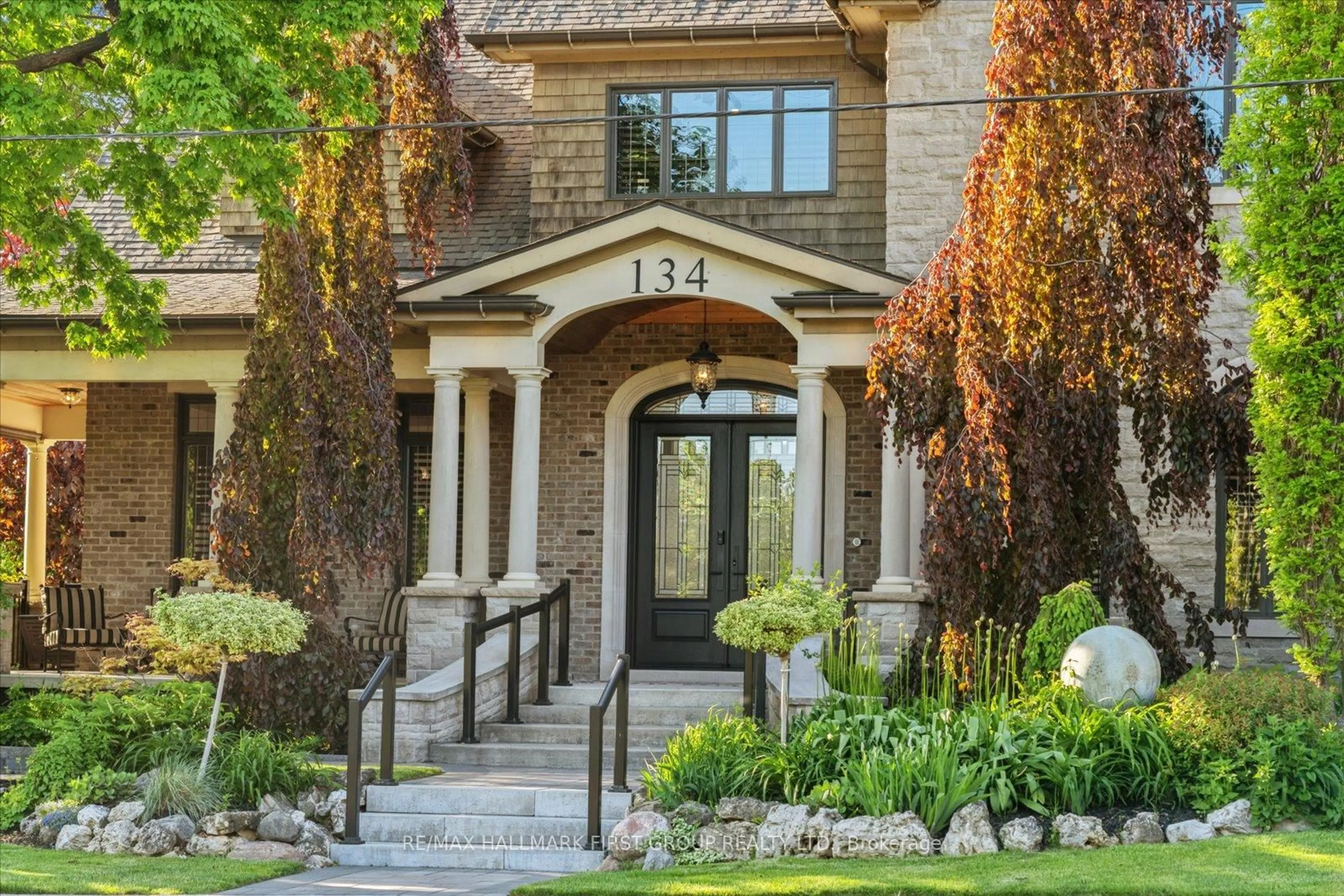 Unknown for 134 Front St, Whitby Ontario L1N 1A1