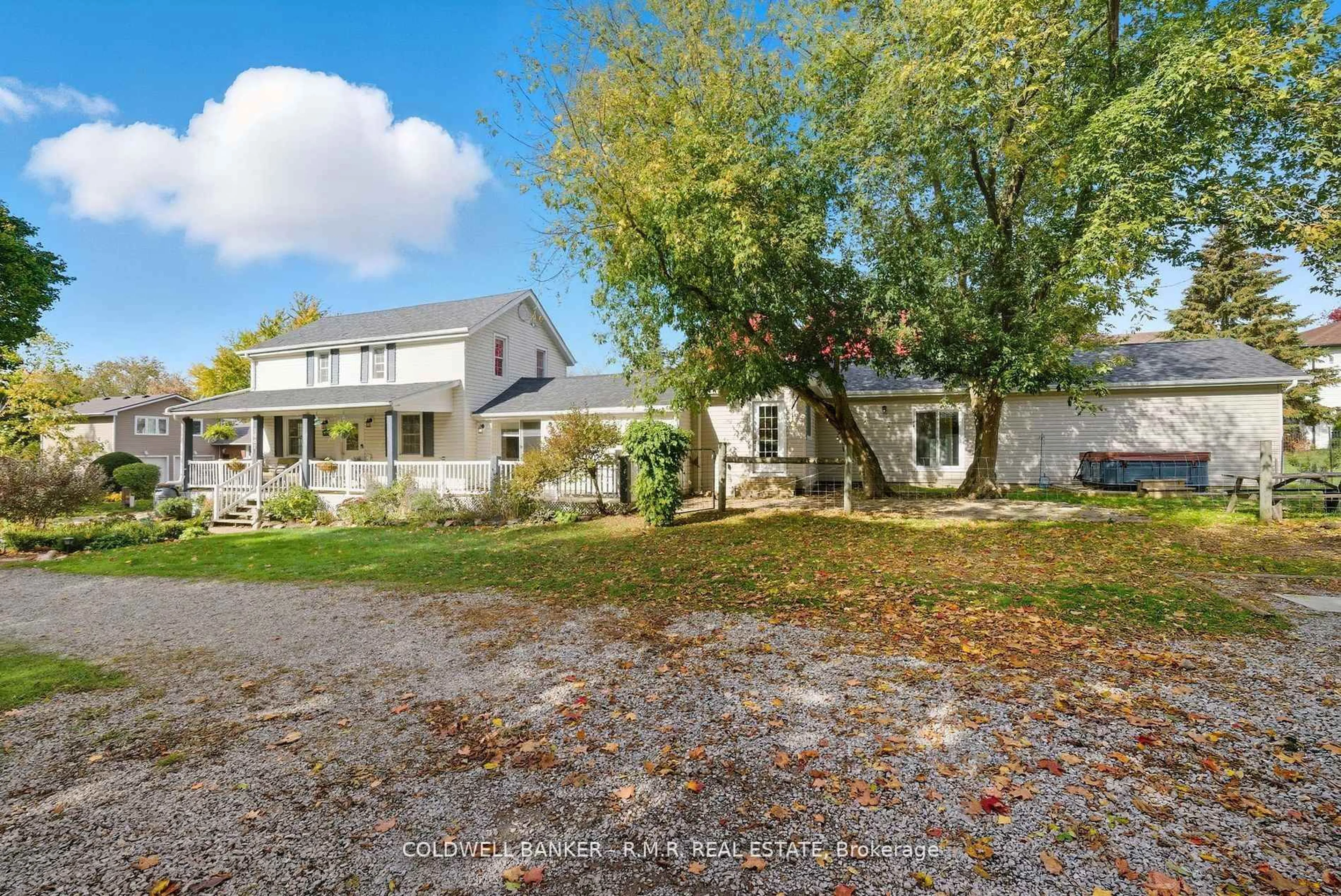 A pic from outside/outdoor area/front of a property/back of a property/a pic from drone, street for 5067 Wixson St, Pickering Ontario L1Y 1B5