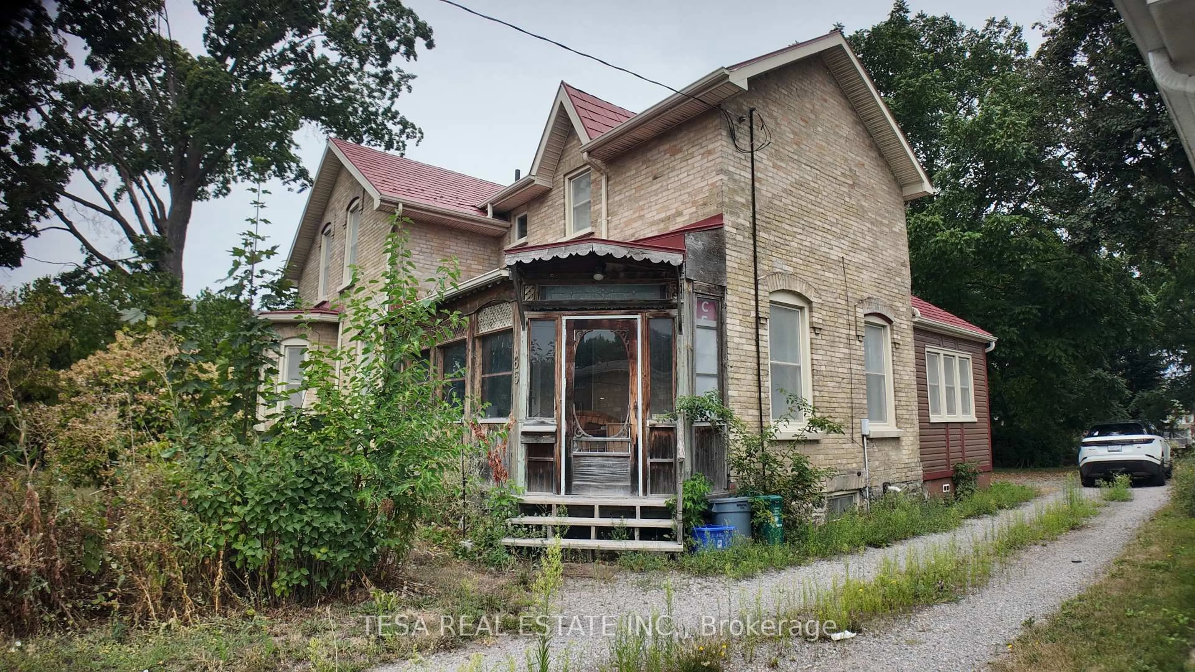 Home with brick exterior material, building for 65 Park Rd, Oshawa Ontario L1J 4G7