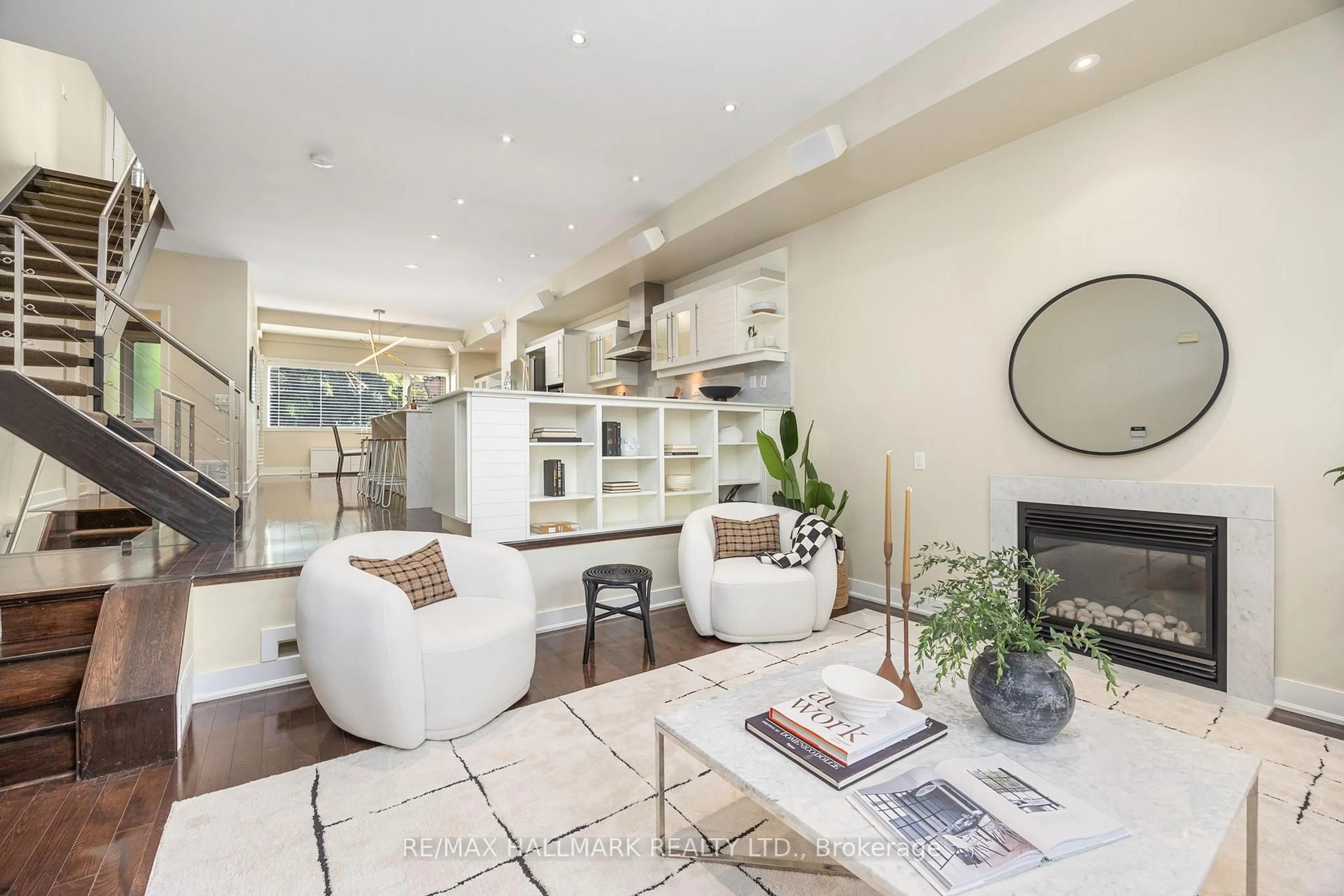 Living room with furniture, unknown for 29B Beechwood Dr, Toronto Ontario M4K 3H7