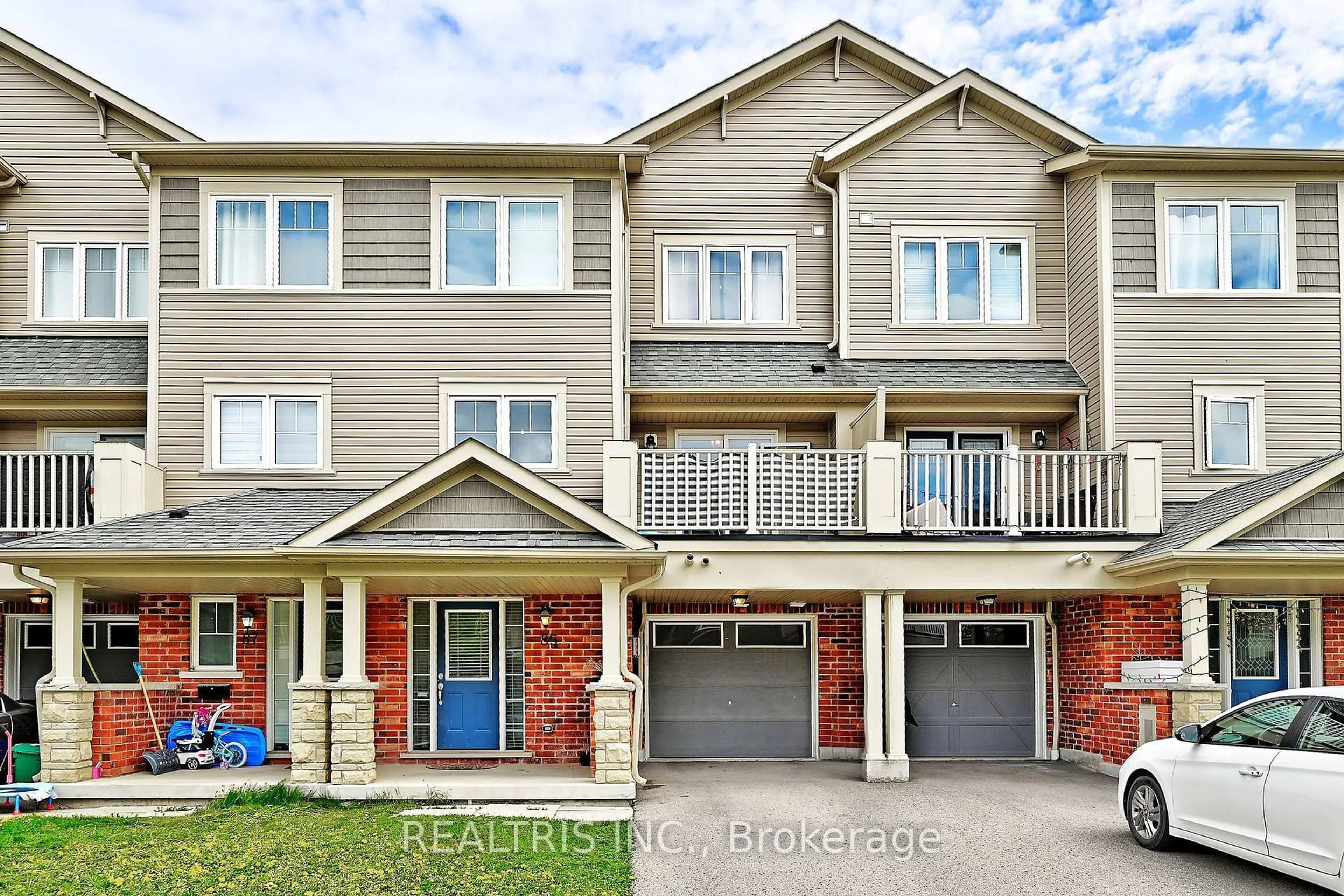 Home with brick exterior material, street for 85 Tabaret Cres, Oshawa Ontario L1L 0G5