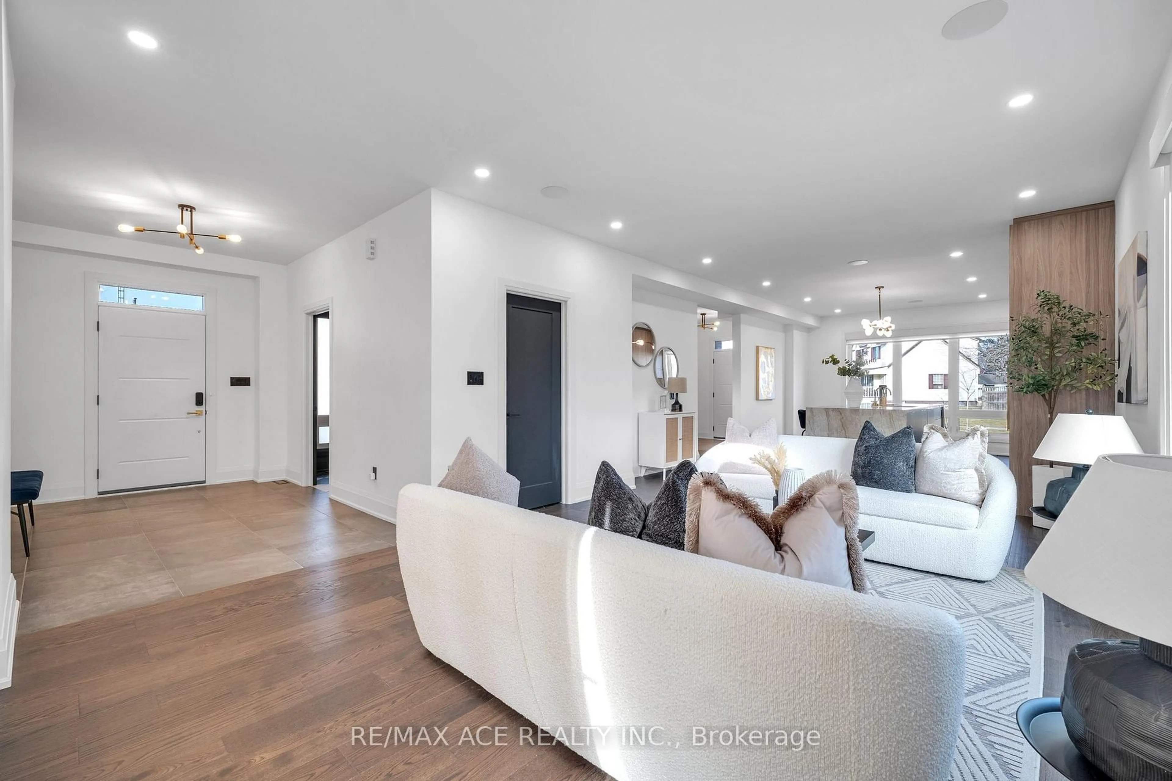 Unknown for 19 Burcher Rd, Ajax Ontario L1S 2P8