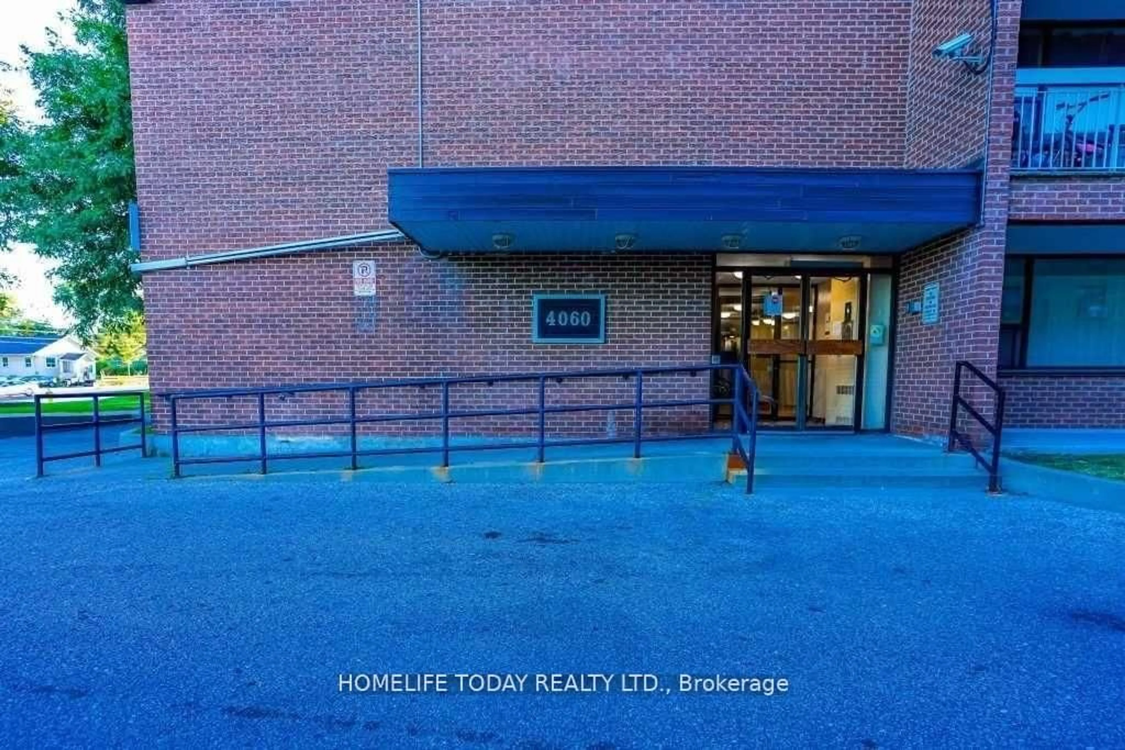 Unknown for 4060 Lawrence Ave #204, Toronto Ontario M1E 4V4