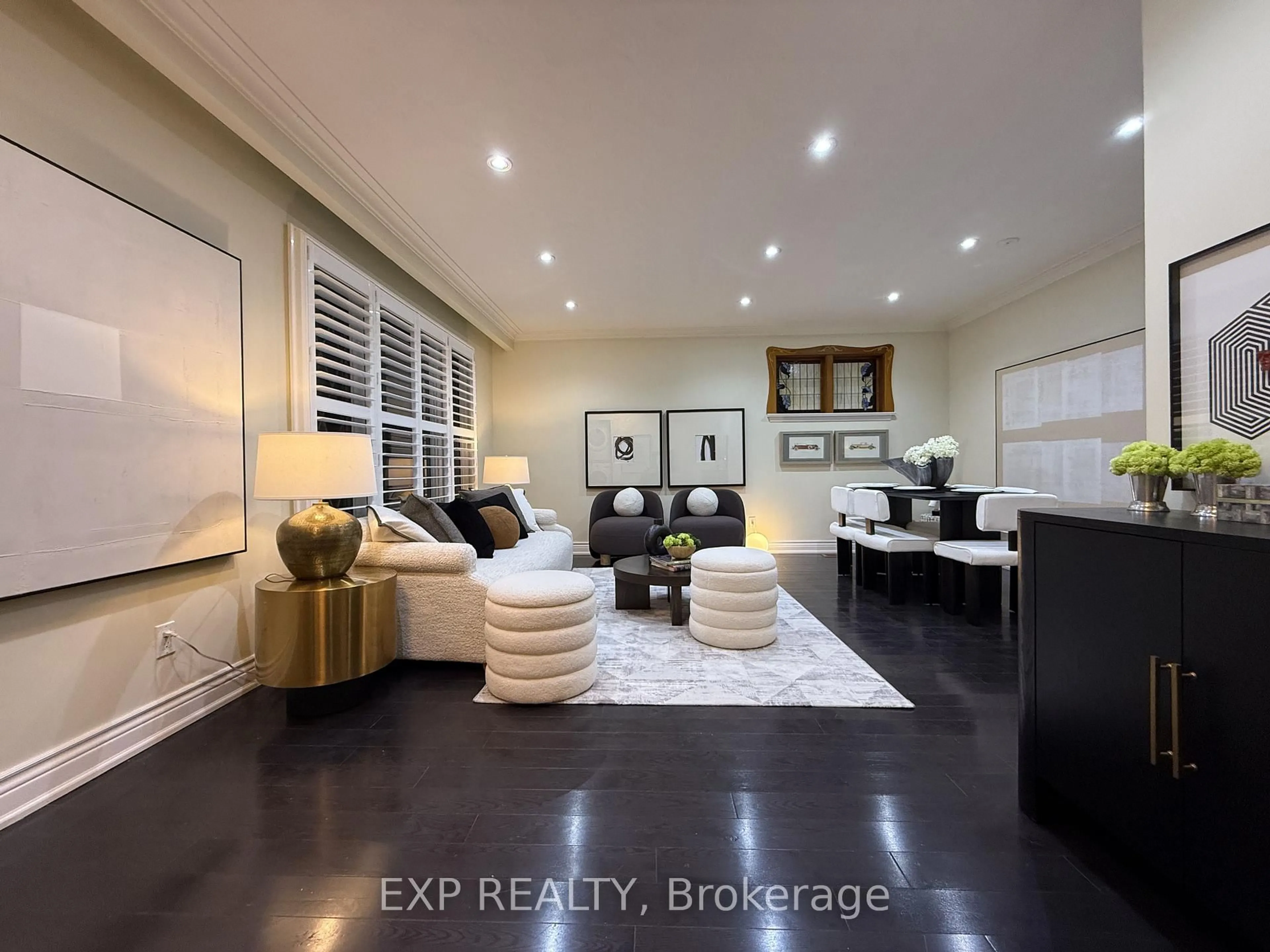 Living room with furniture, wood/laminate floor for 81 Meldazy Dr, Toronto Ontario M1P 4G2