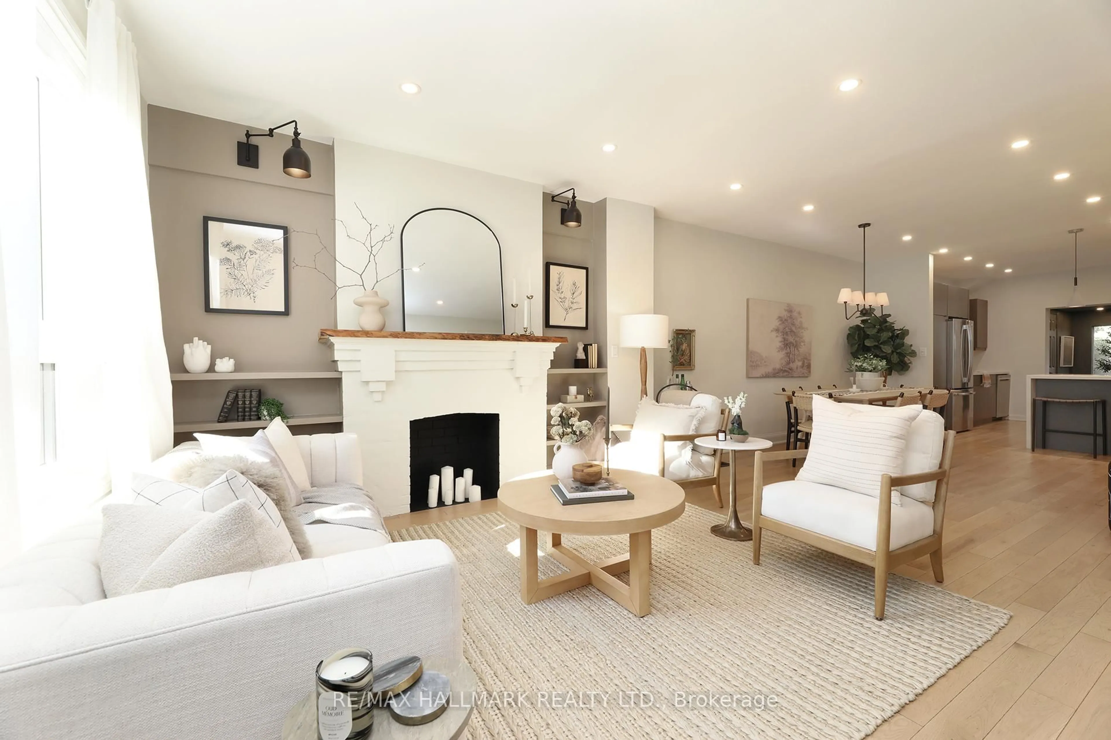 Living room with furniture, unknown for 18 Badgerow Ave, Toronto Ontario M4M 1V1